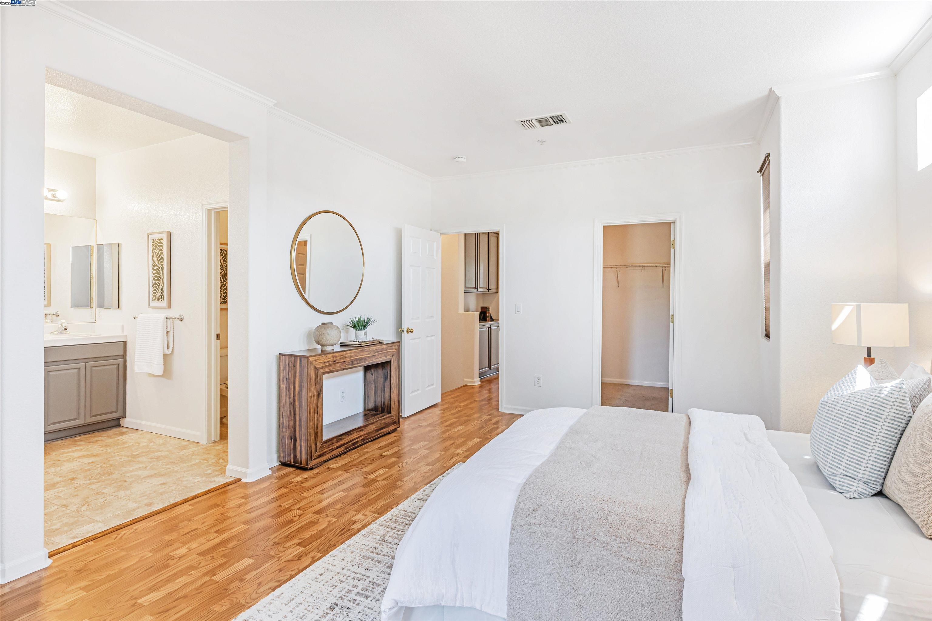722 City Walk Pl # 1