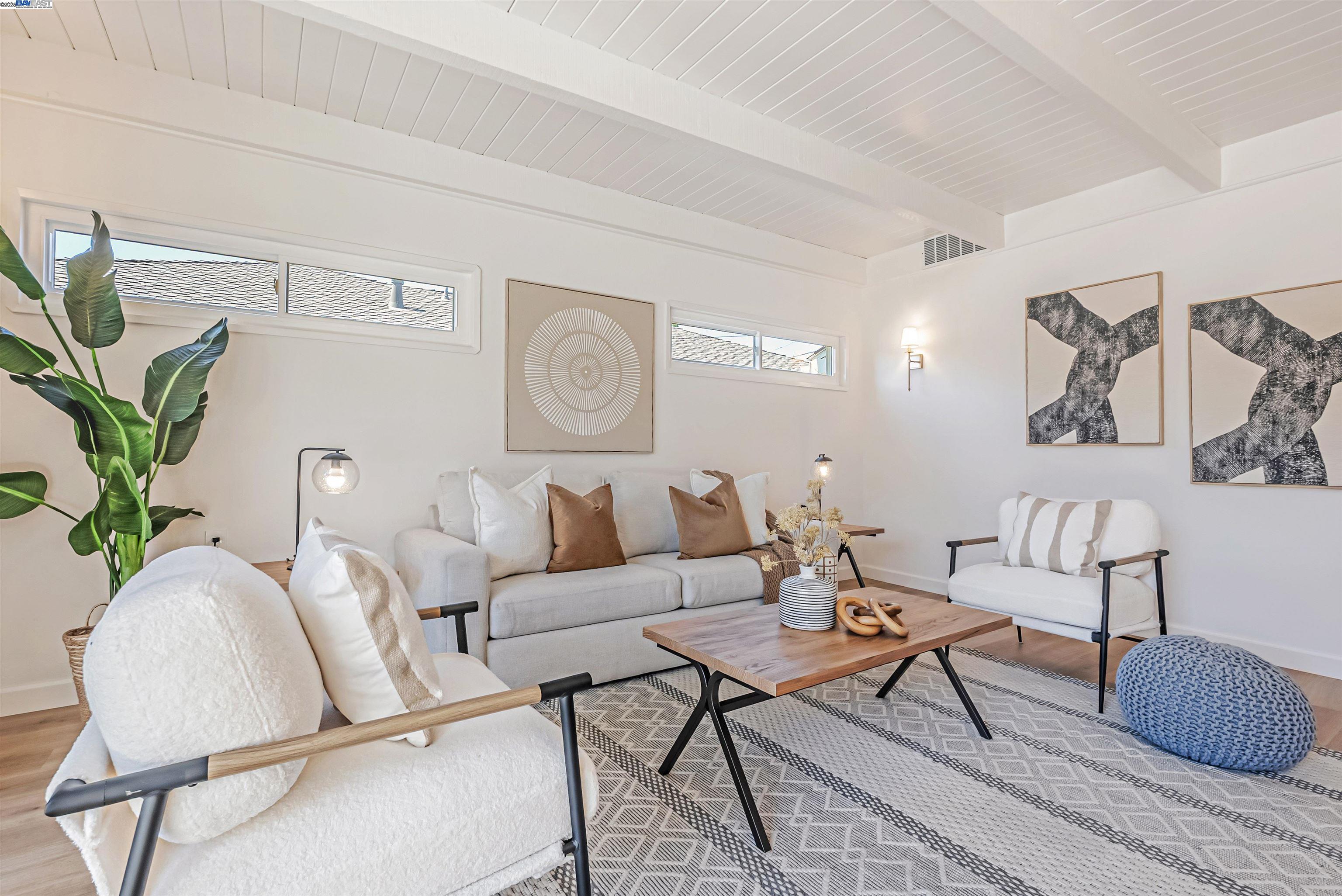 37847 Alta Dr