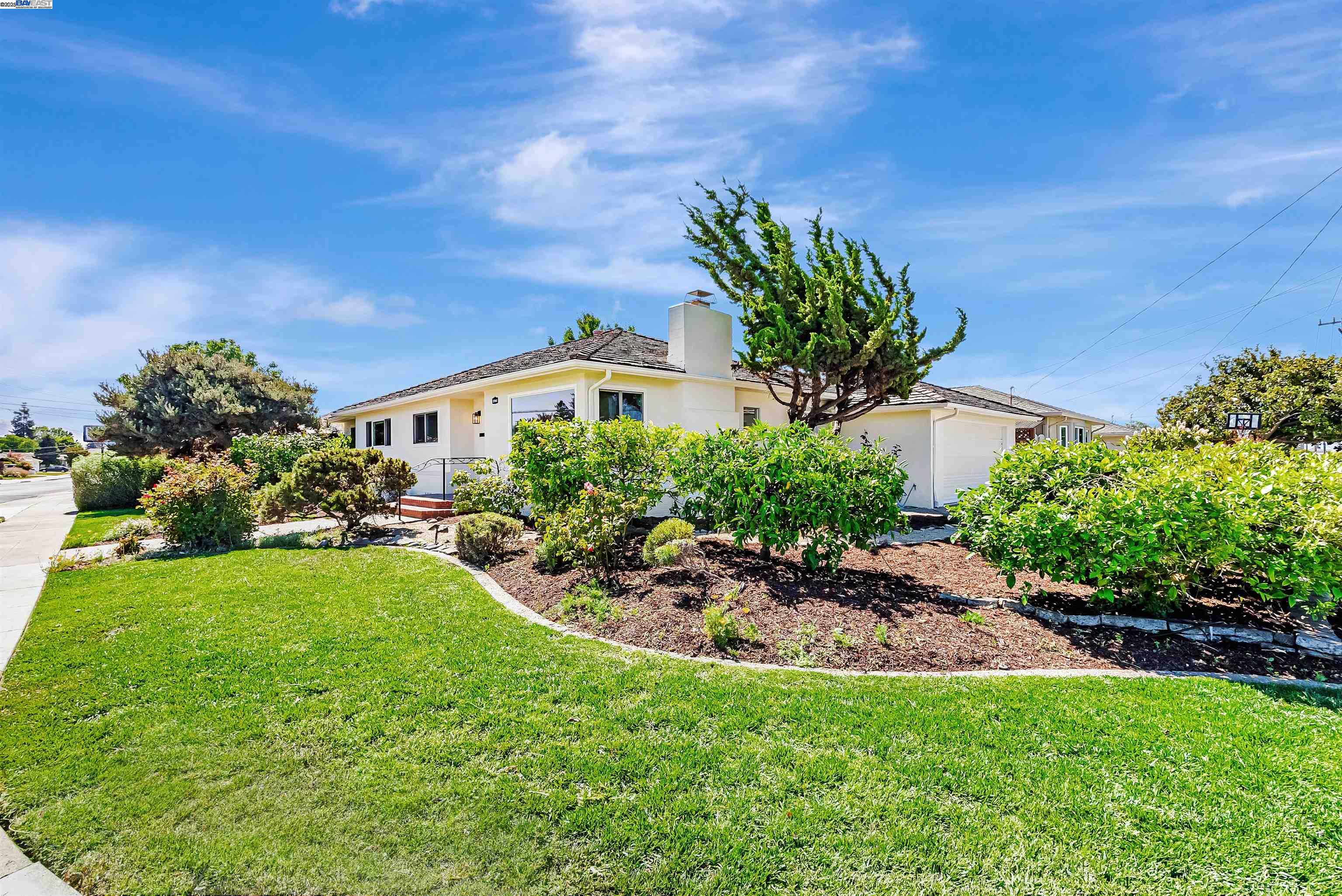 37847 Alta Dr