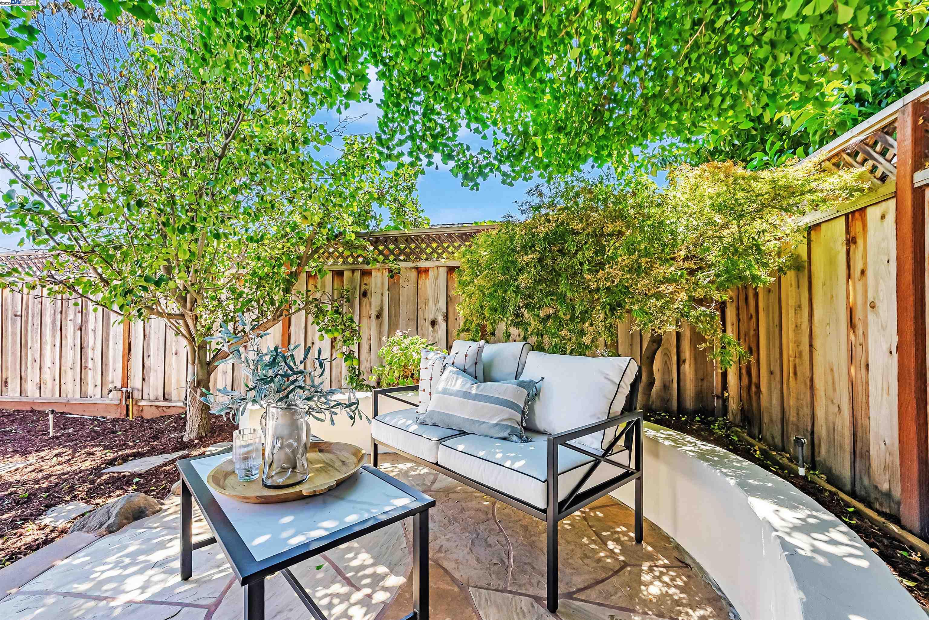 37847 Alta Dr