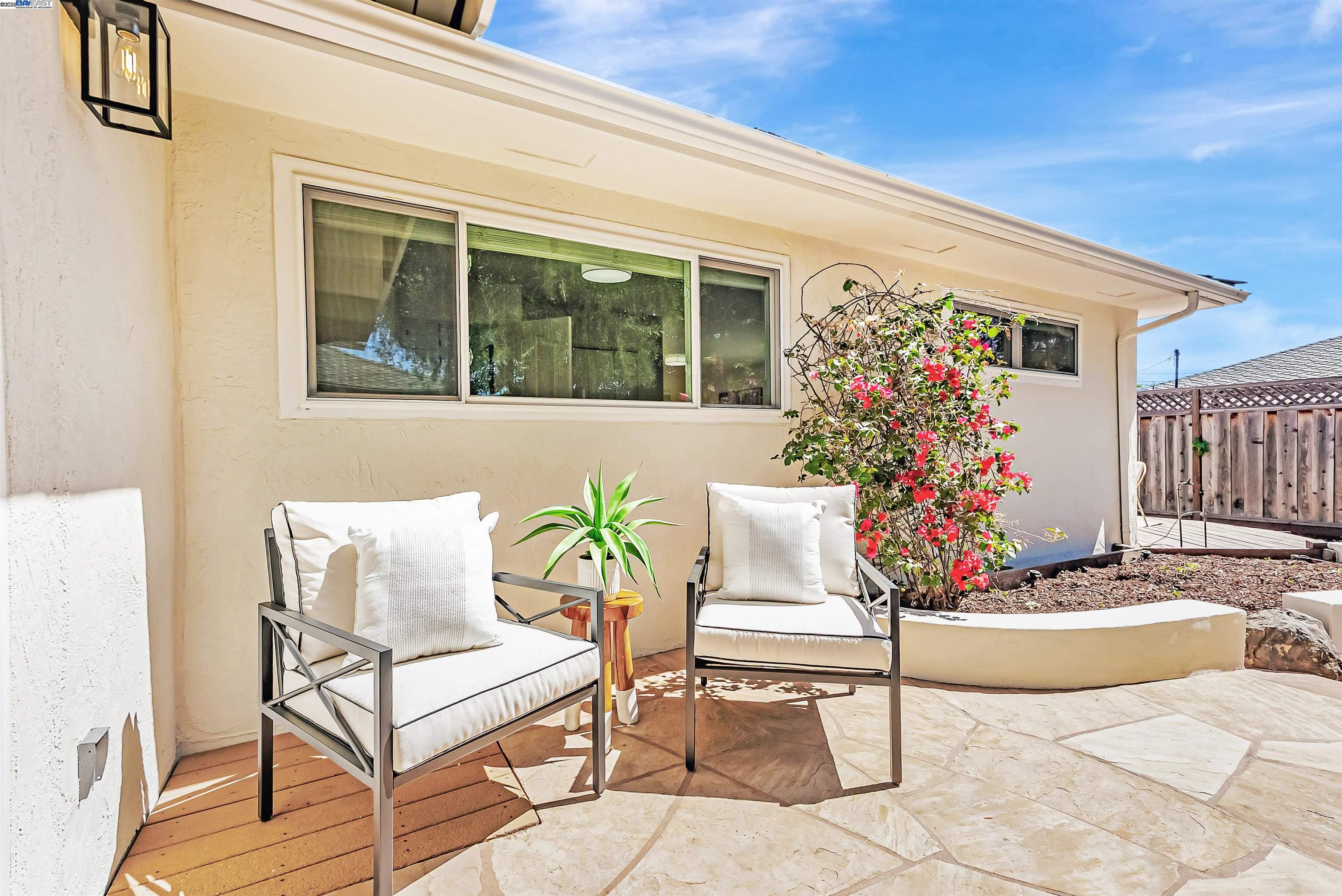 37847 Alta Dr