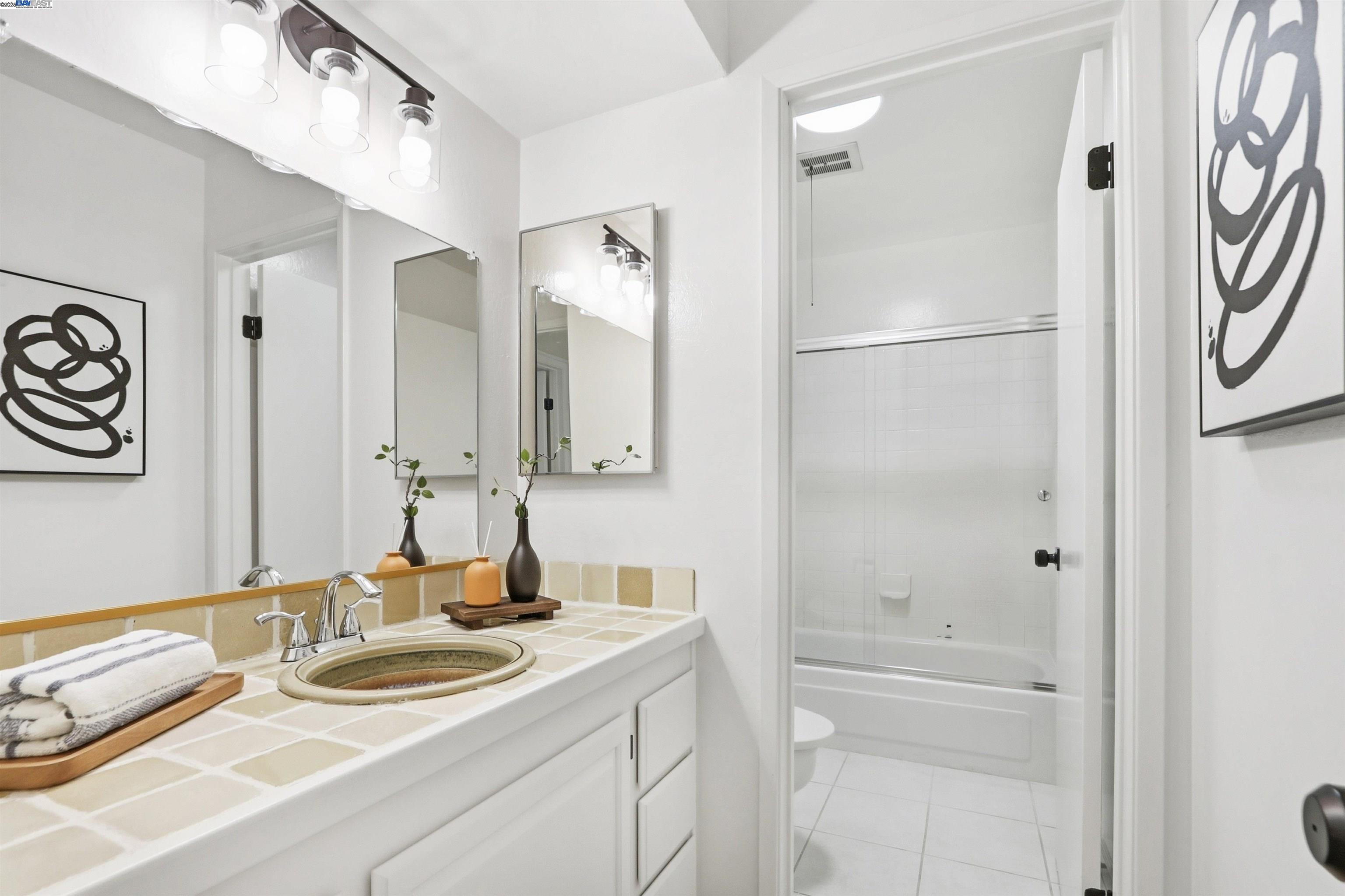 37721 Madera Ct, Fremont