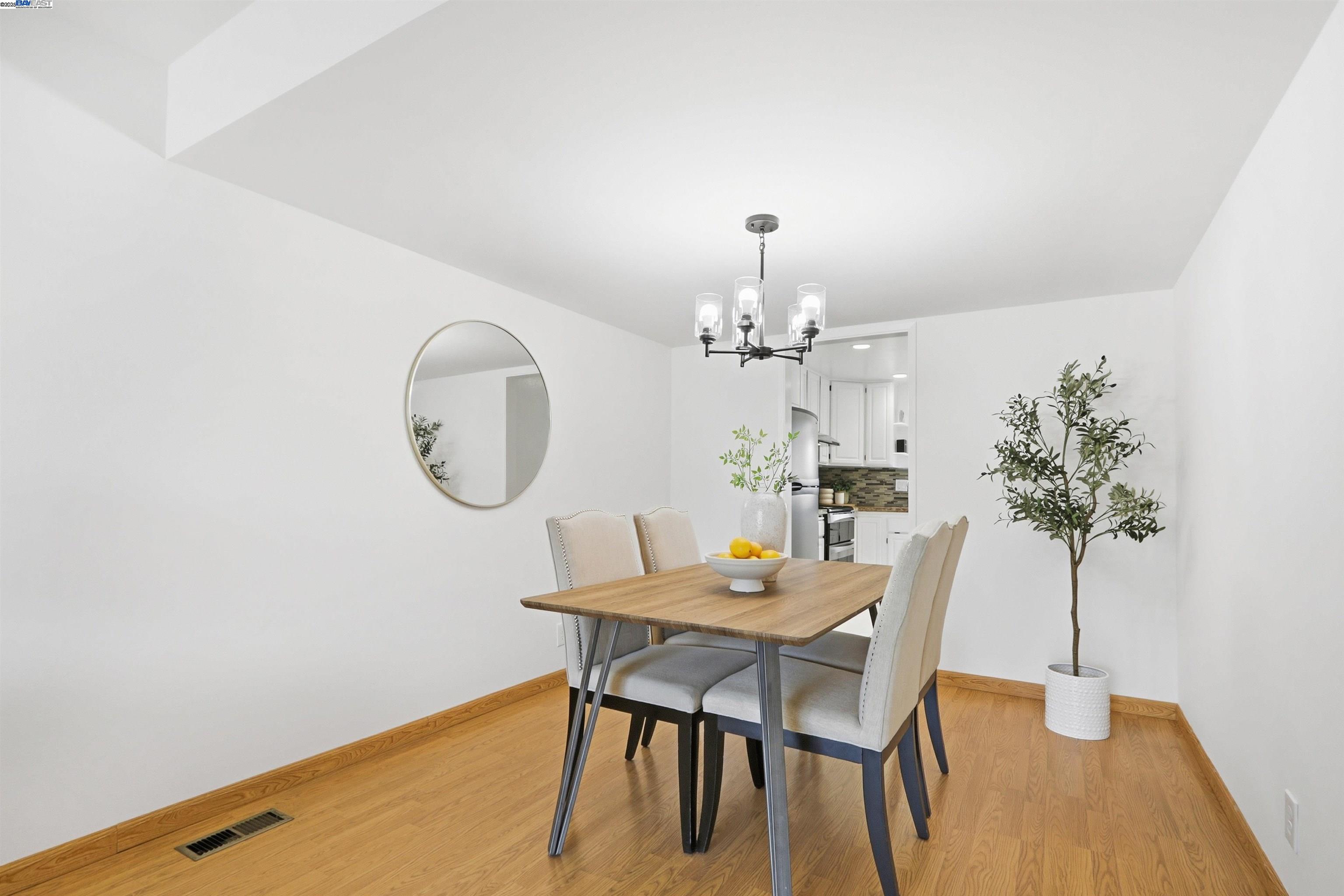 37721 Madera Ct, Fremont