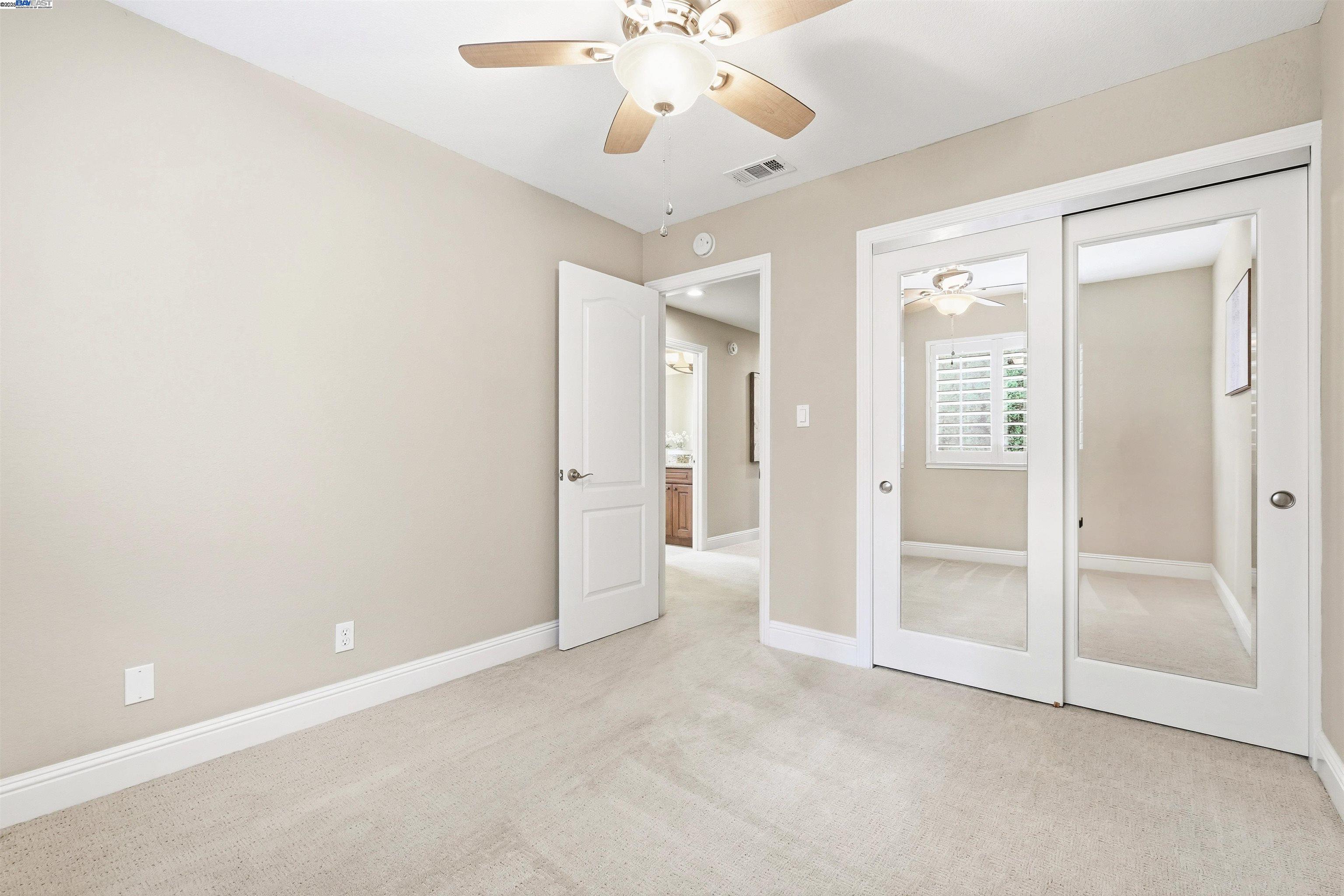 1180 Clay Ct