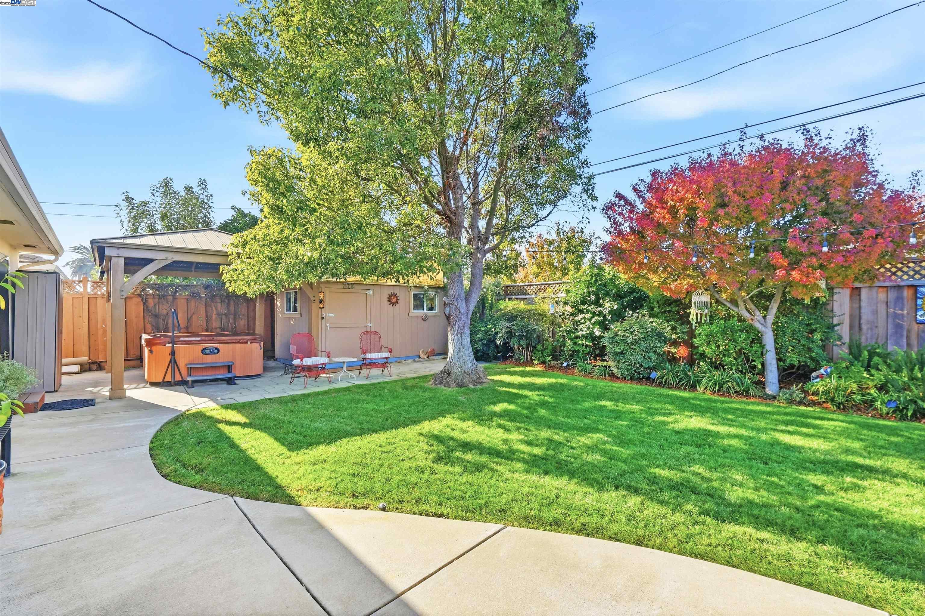 5233 Vernon Ave