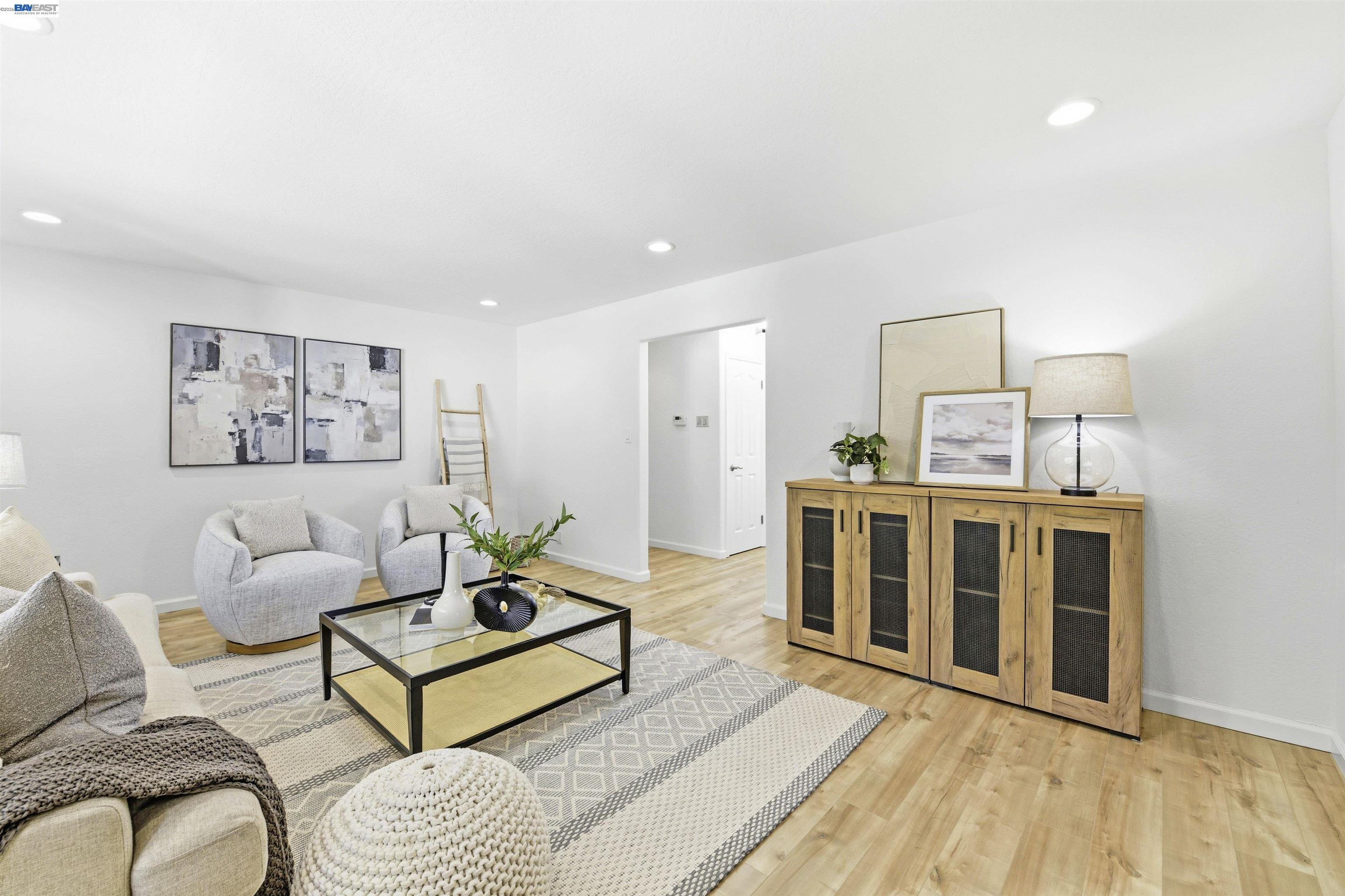 5238 Brophy Dr