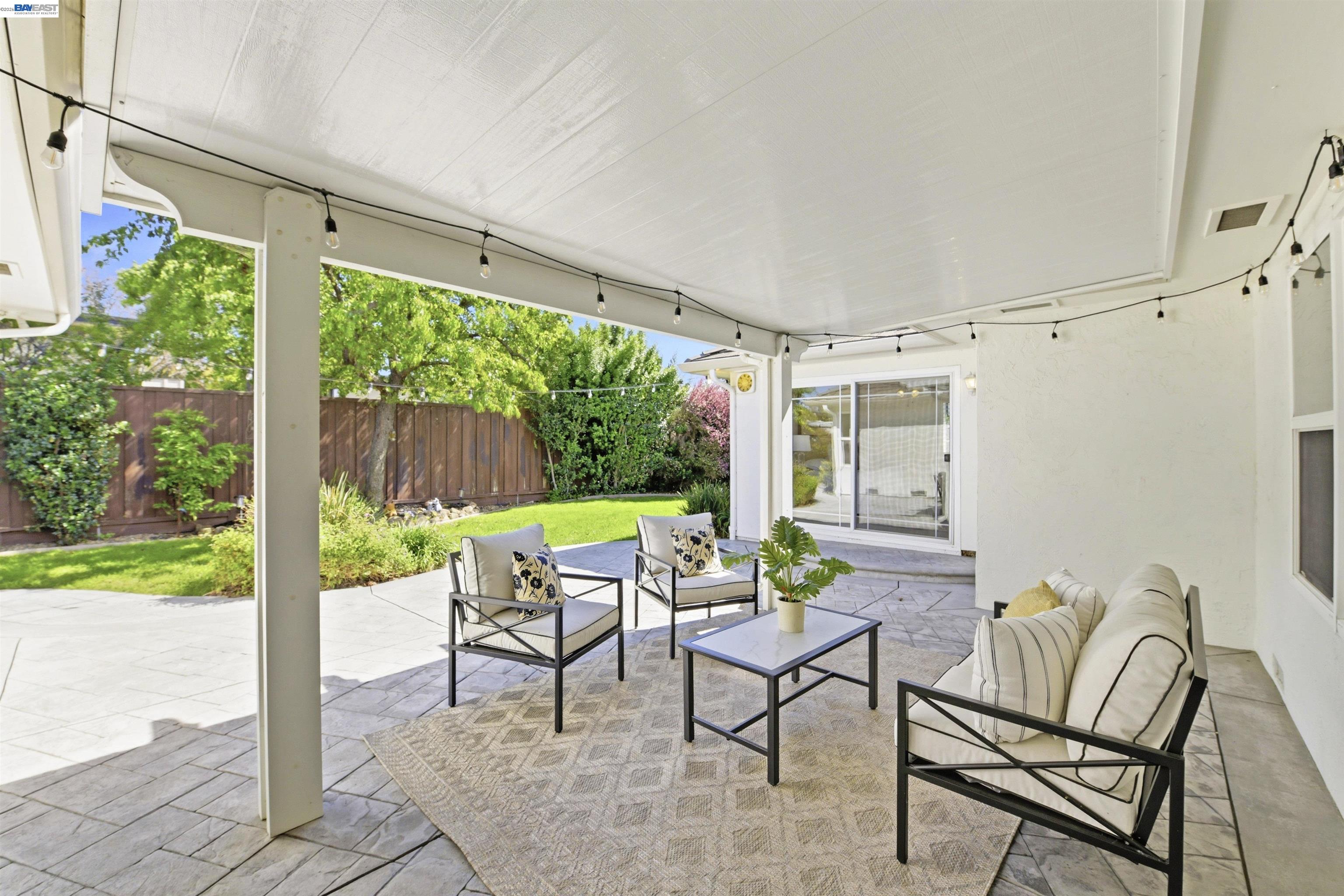 5238 Brophy Dr