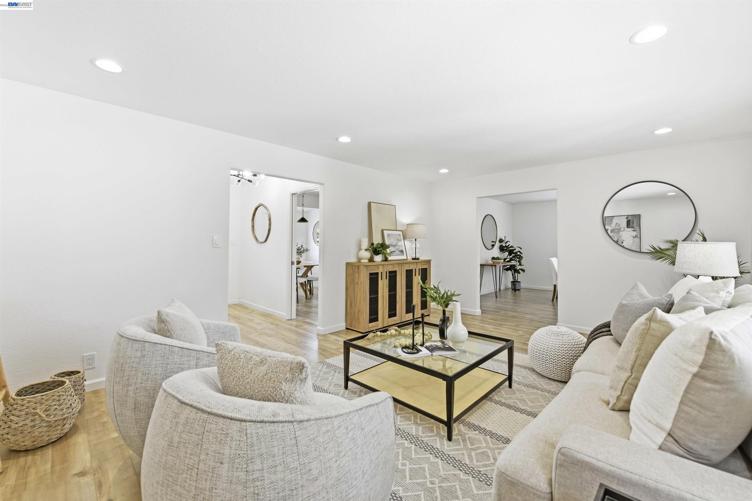 5238 Brophy Dr