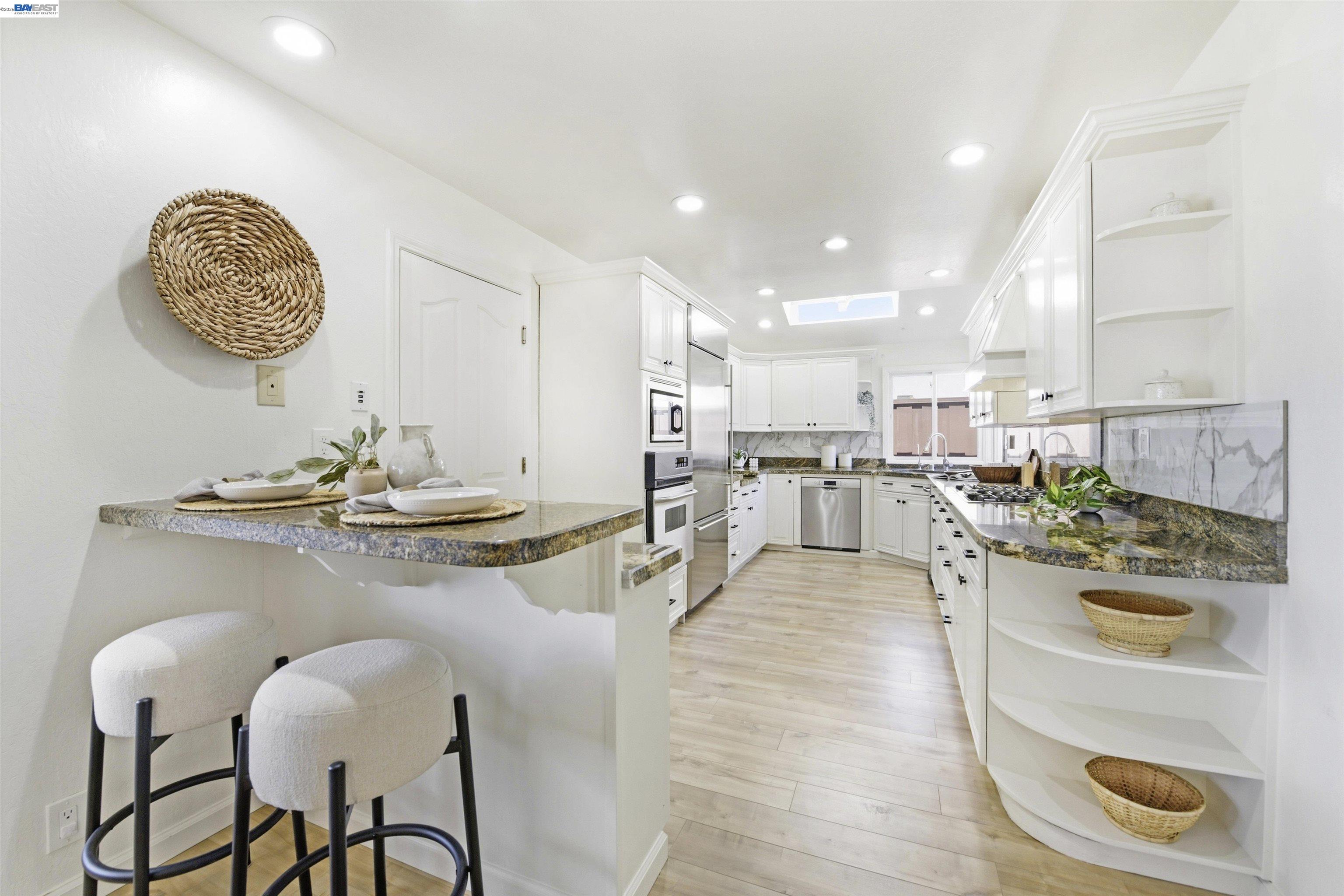 5238 Brophy Dr