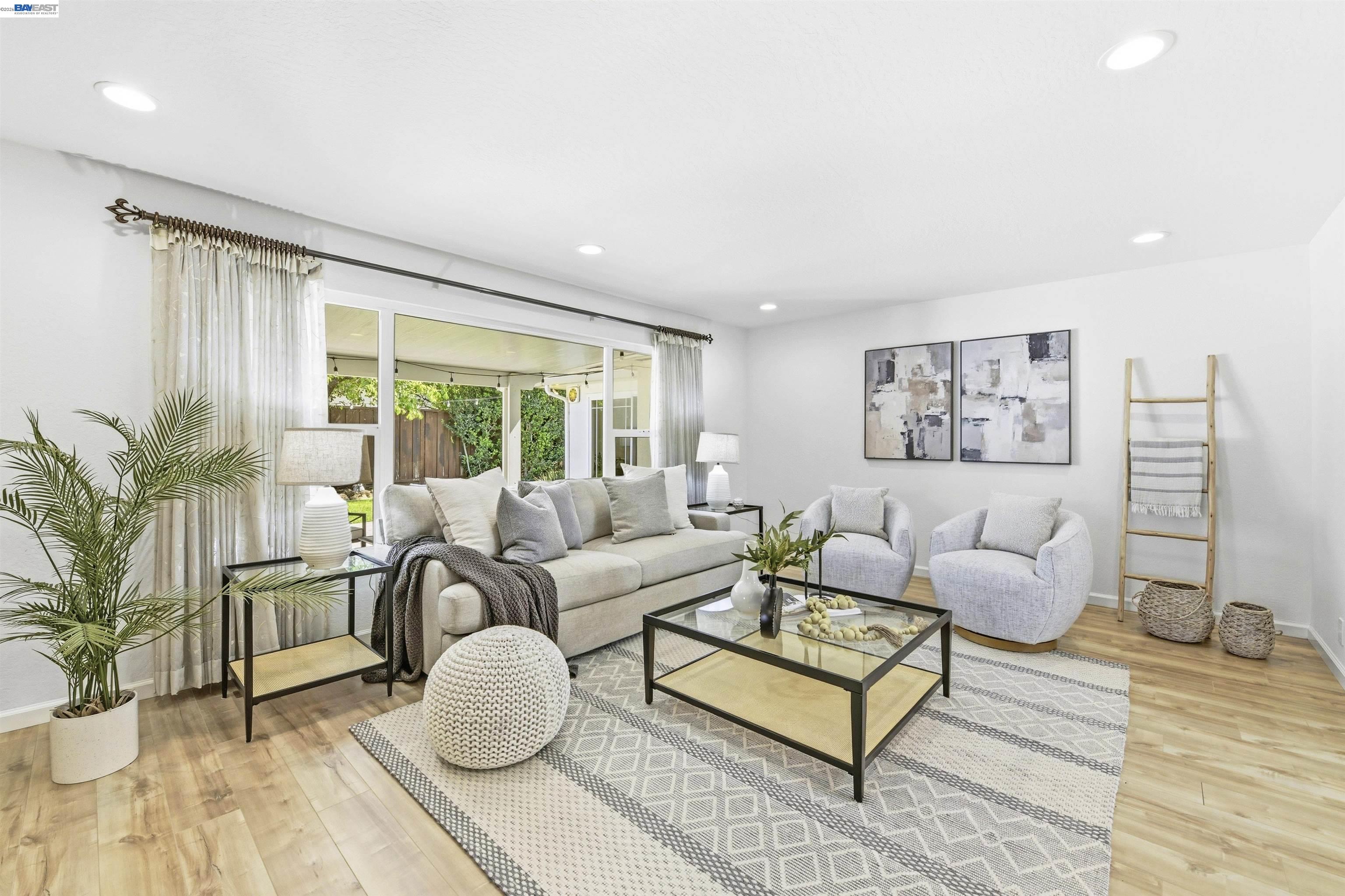 5238 Brophy Dr