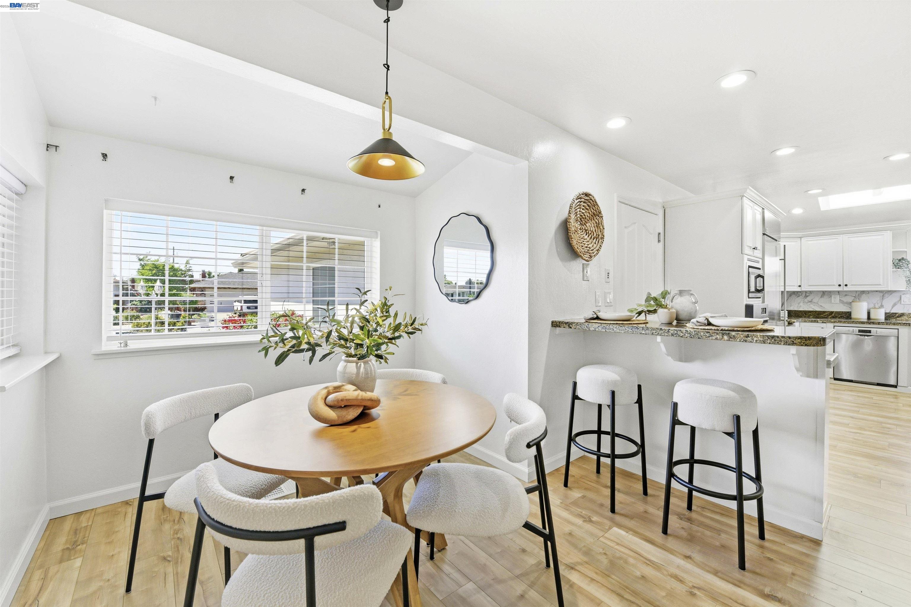 5238 Brophy Dr