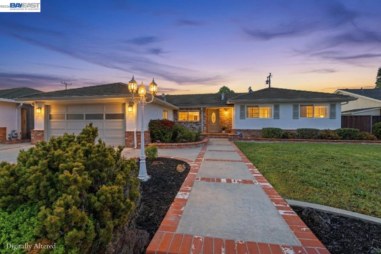 5238 Brophy Dr