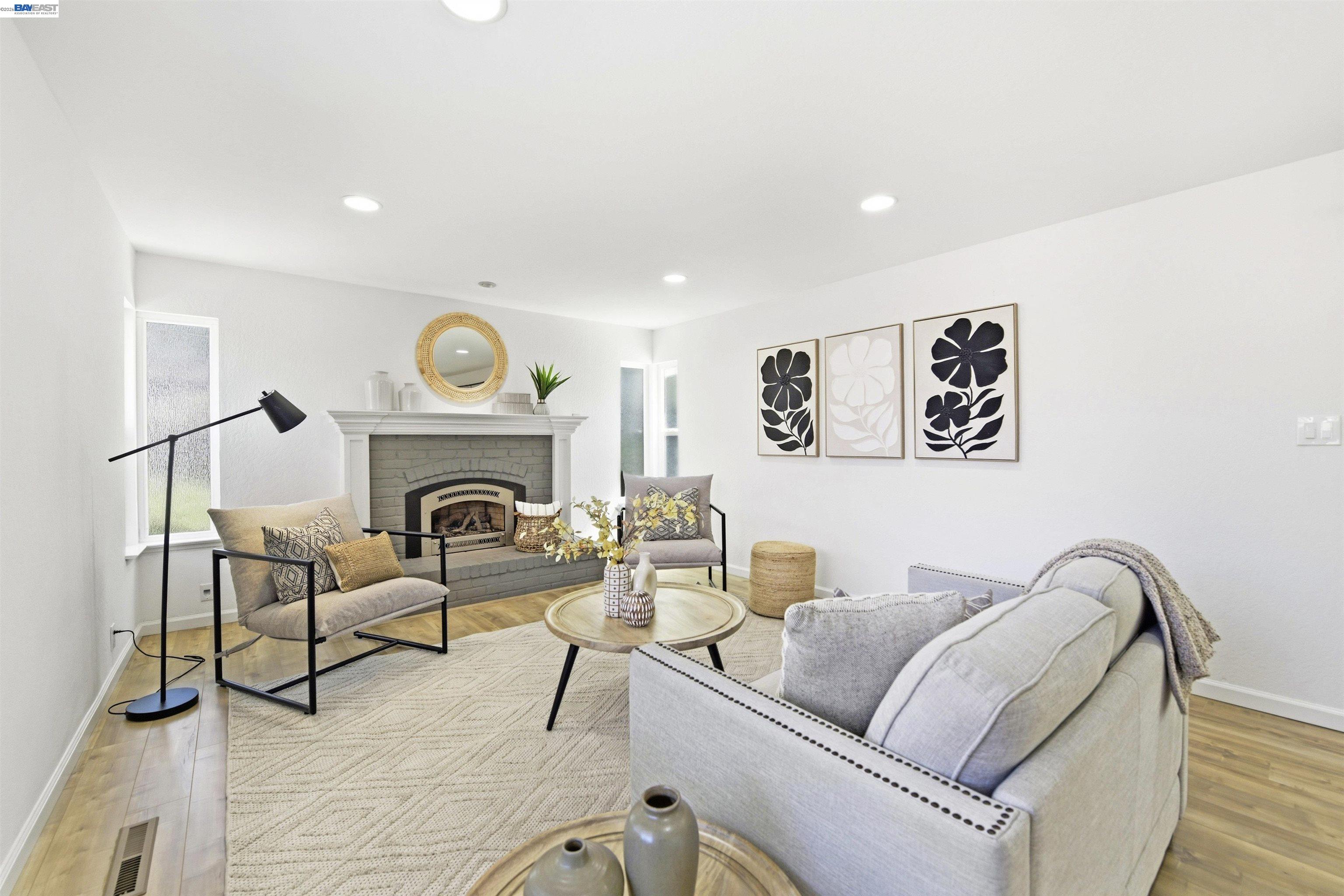 5238 Brophy Dr