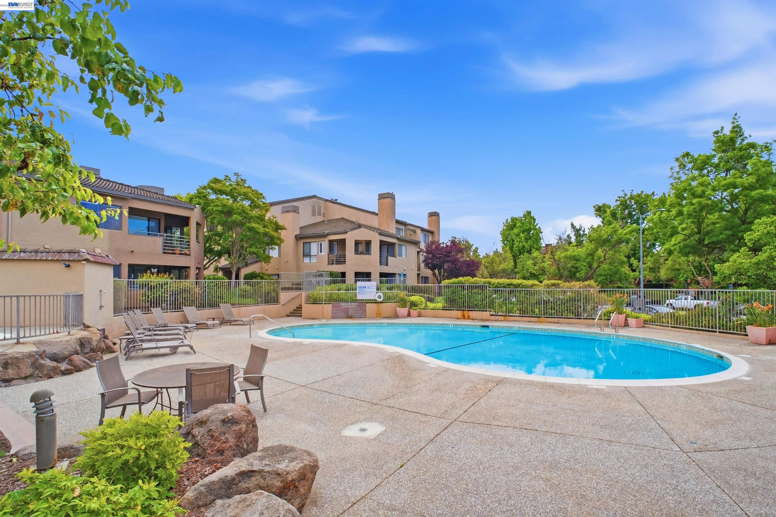 39078 Guardino Dr # 208