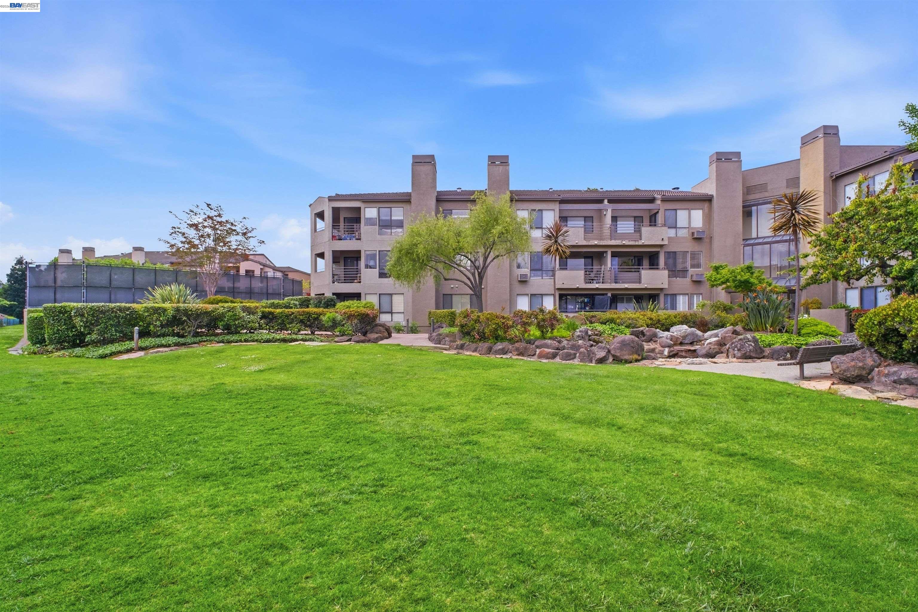 39078 Guardino Dr # 208