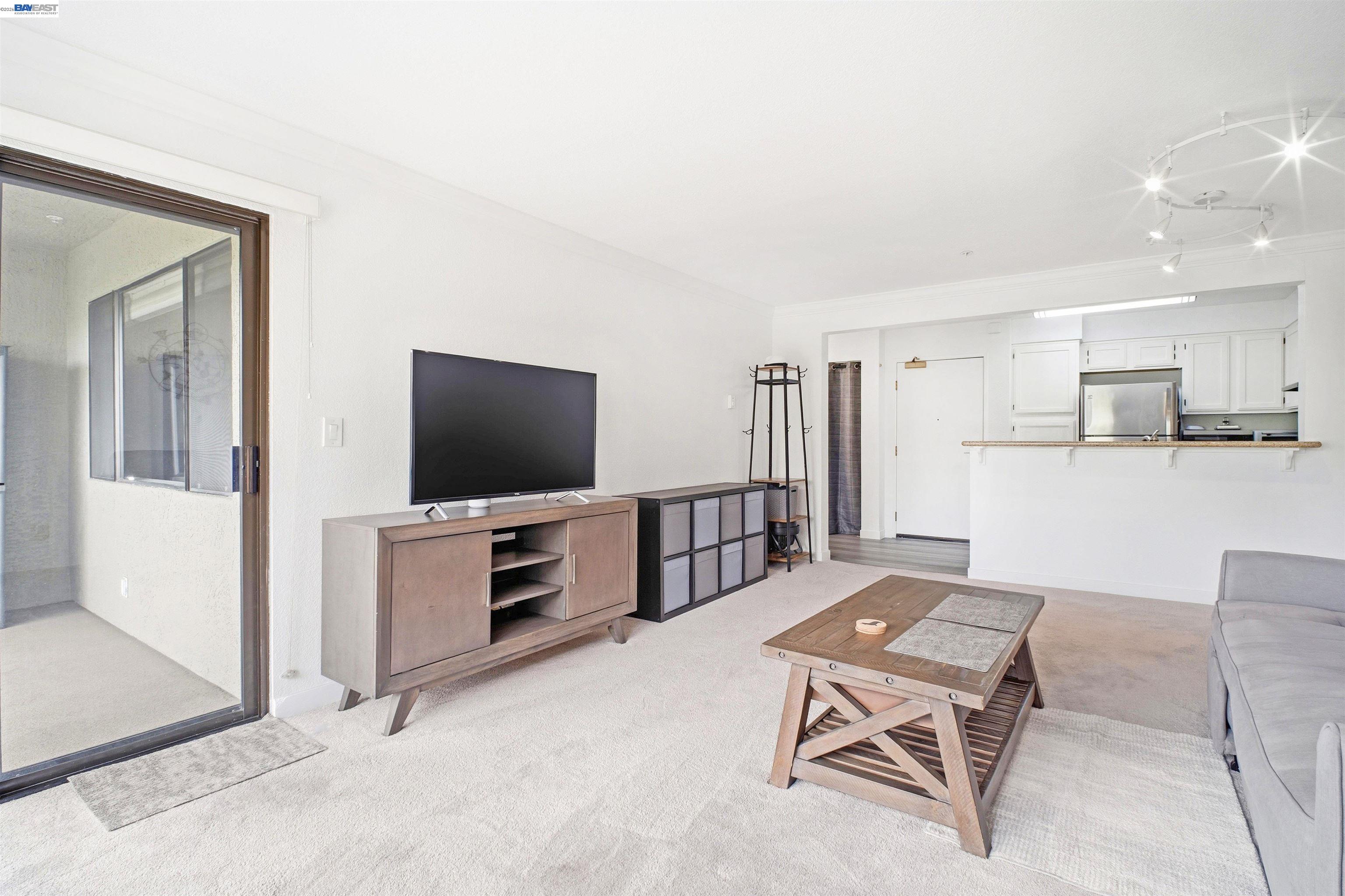 39078 Guardino Dr # 208