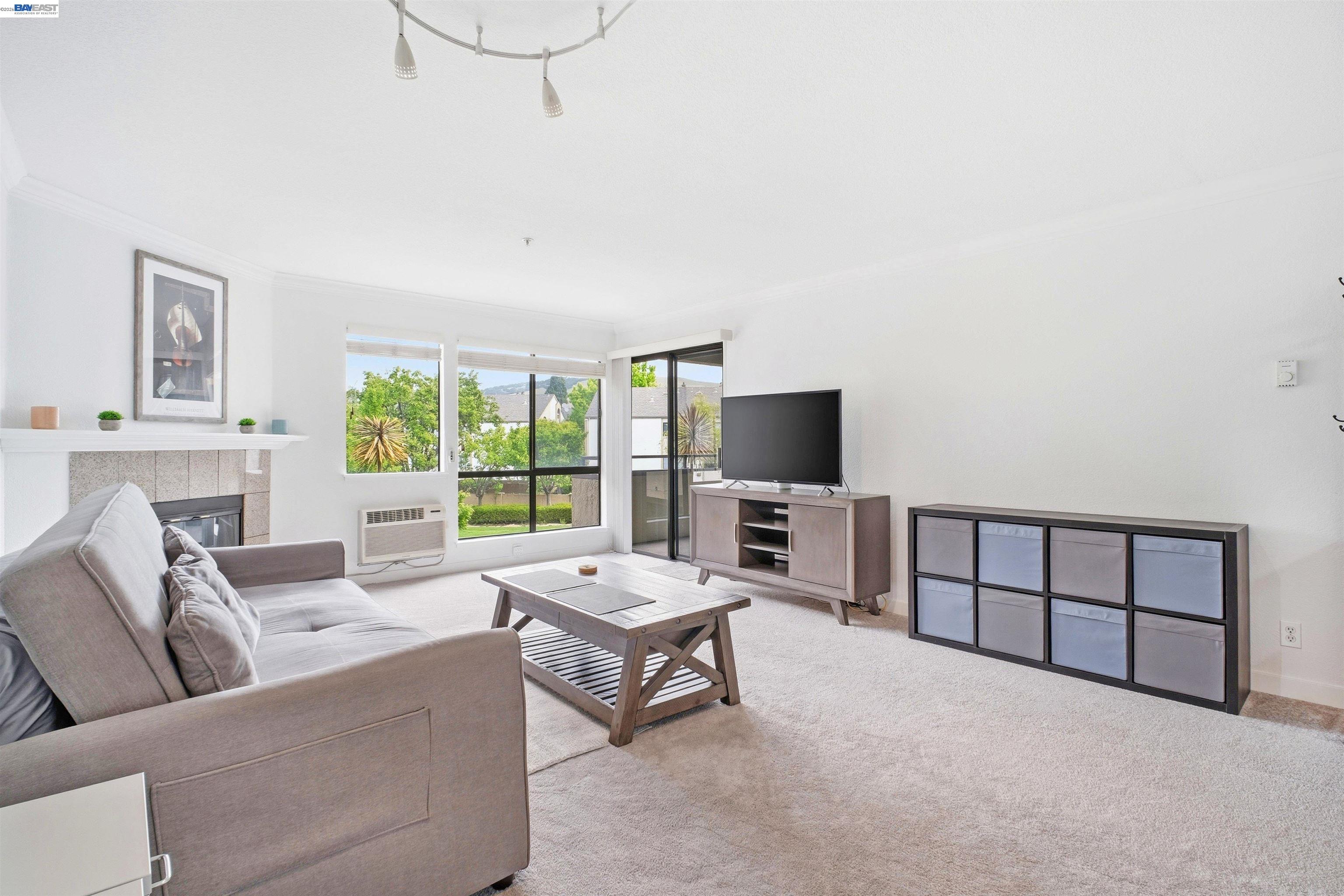 39078 Guardino Dr # 208