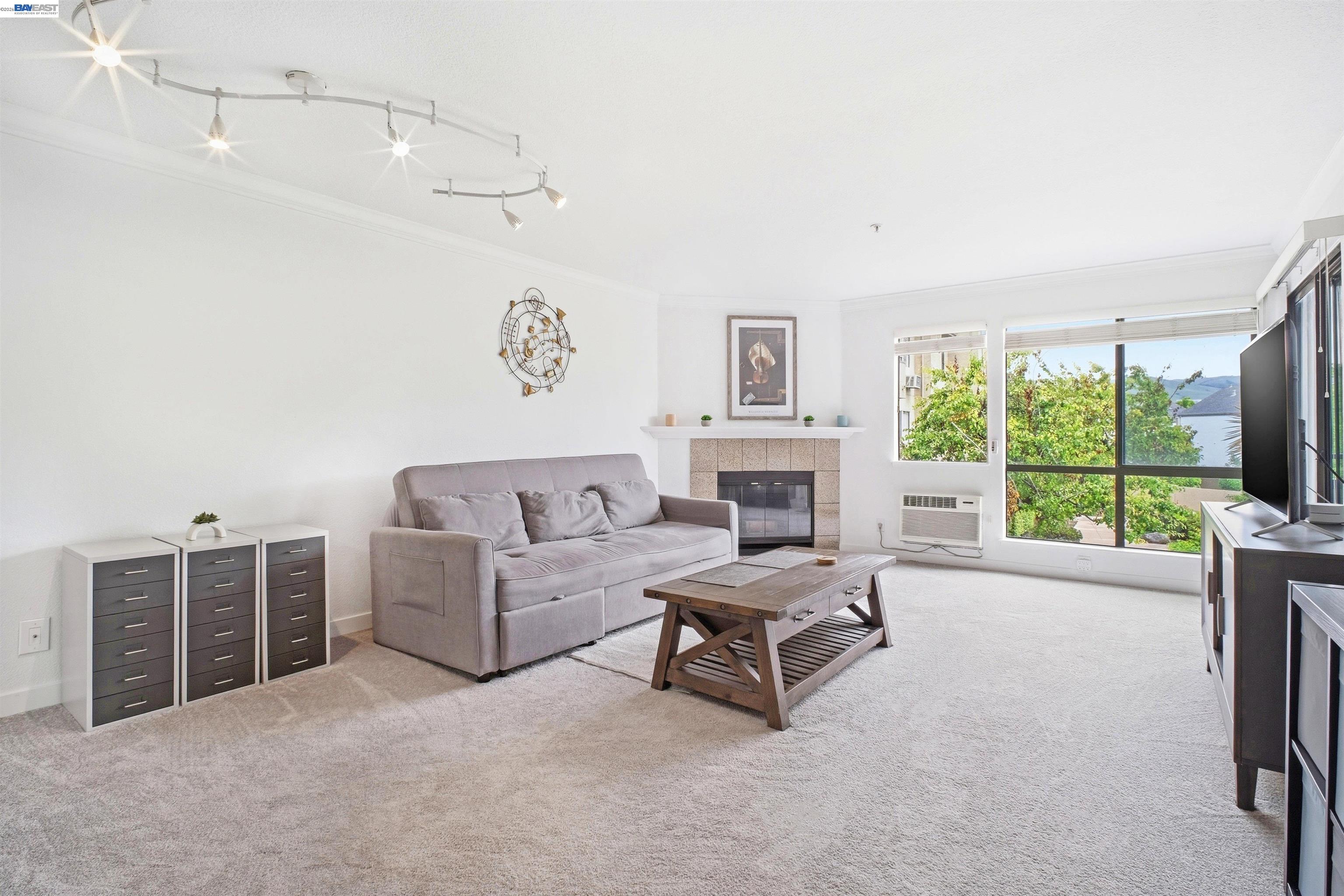 39078 Guardino Dr # 208