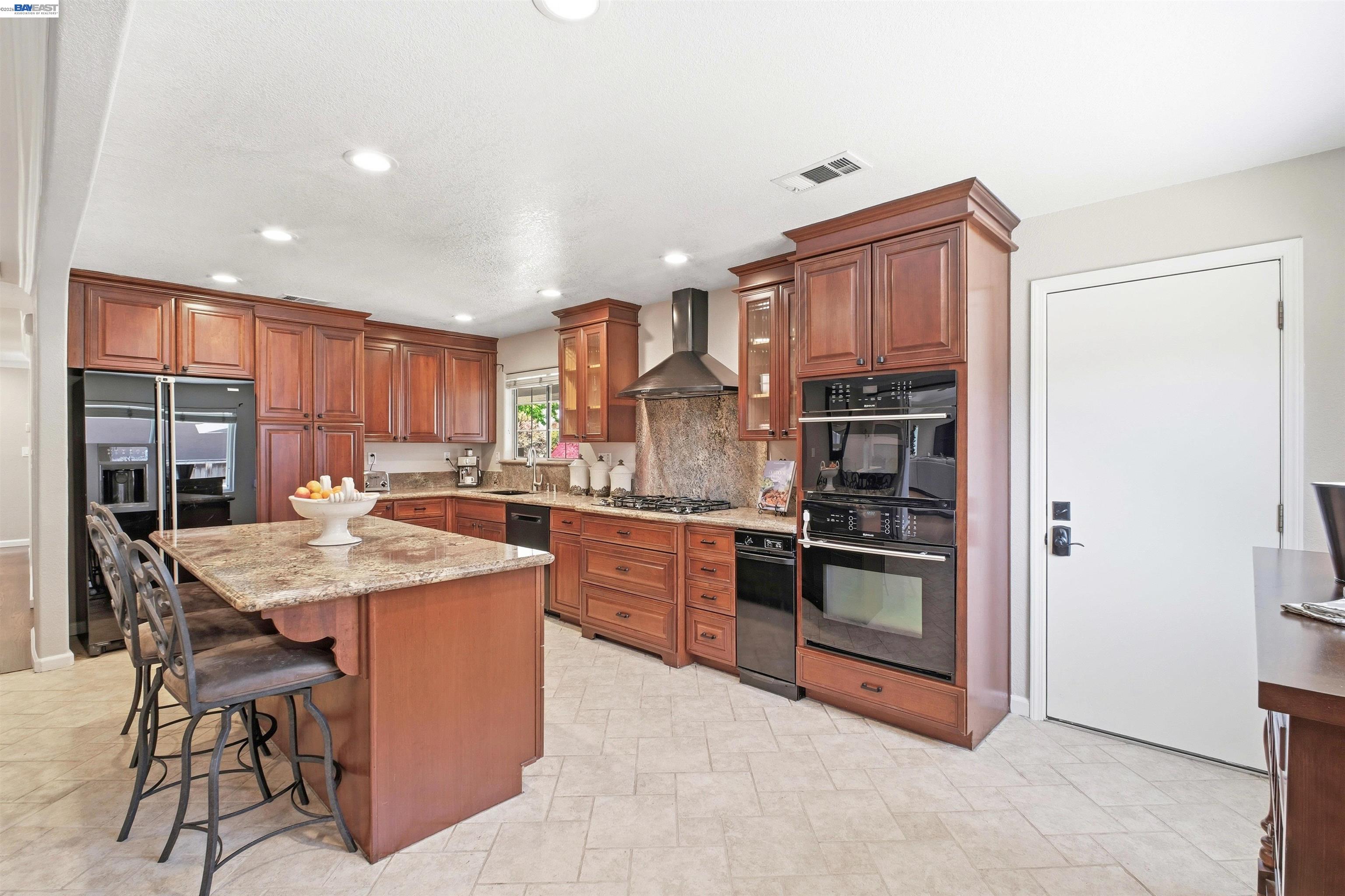 37933 Granville Dr