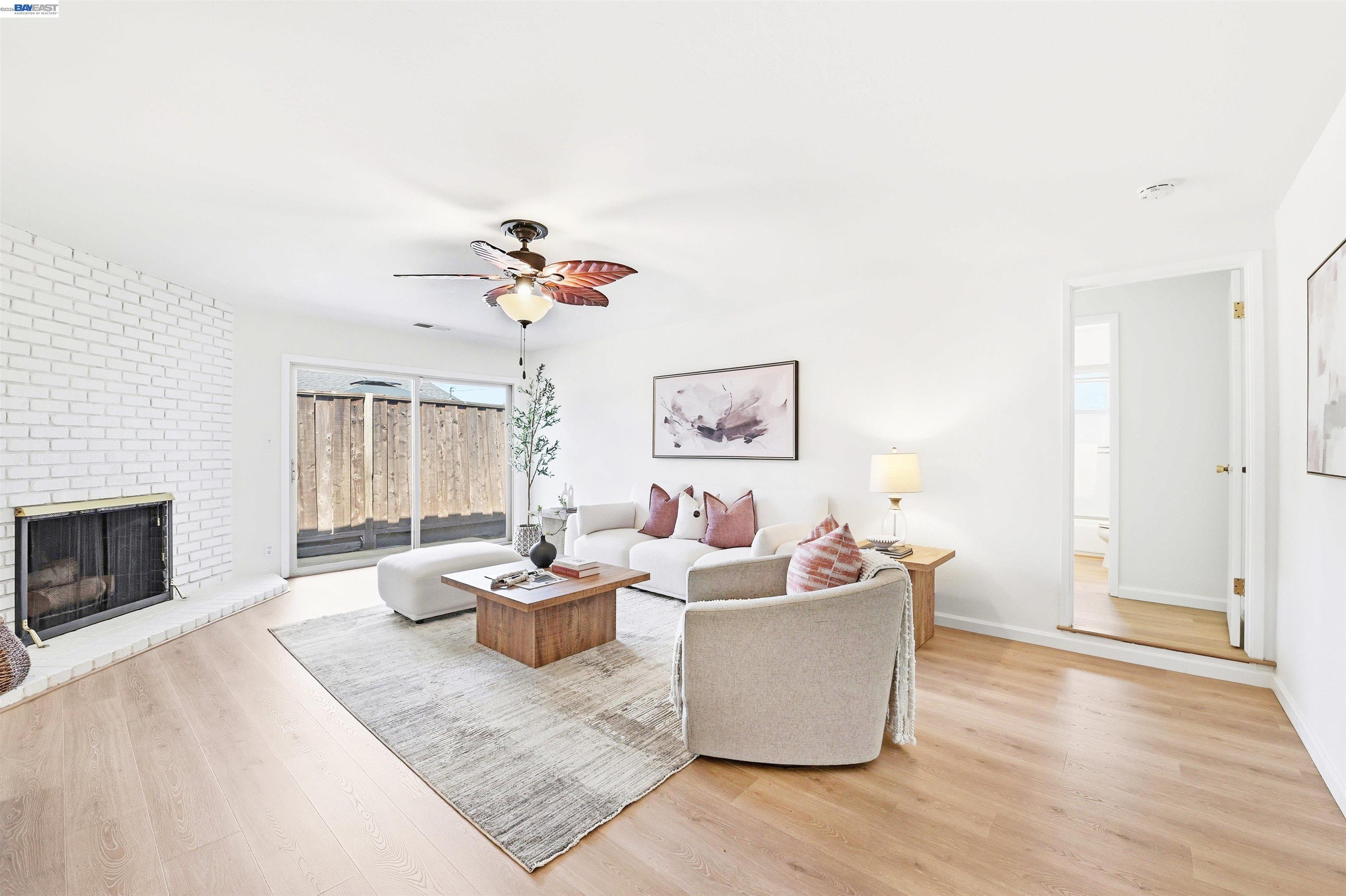 4584 Gertrude Dr