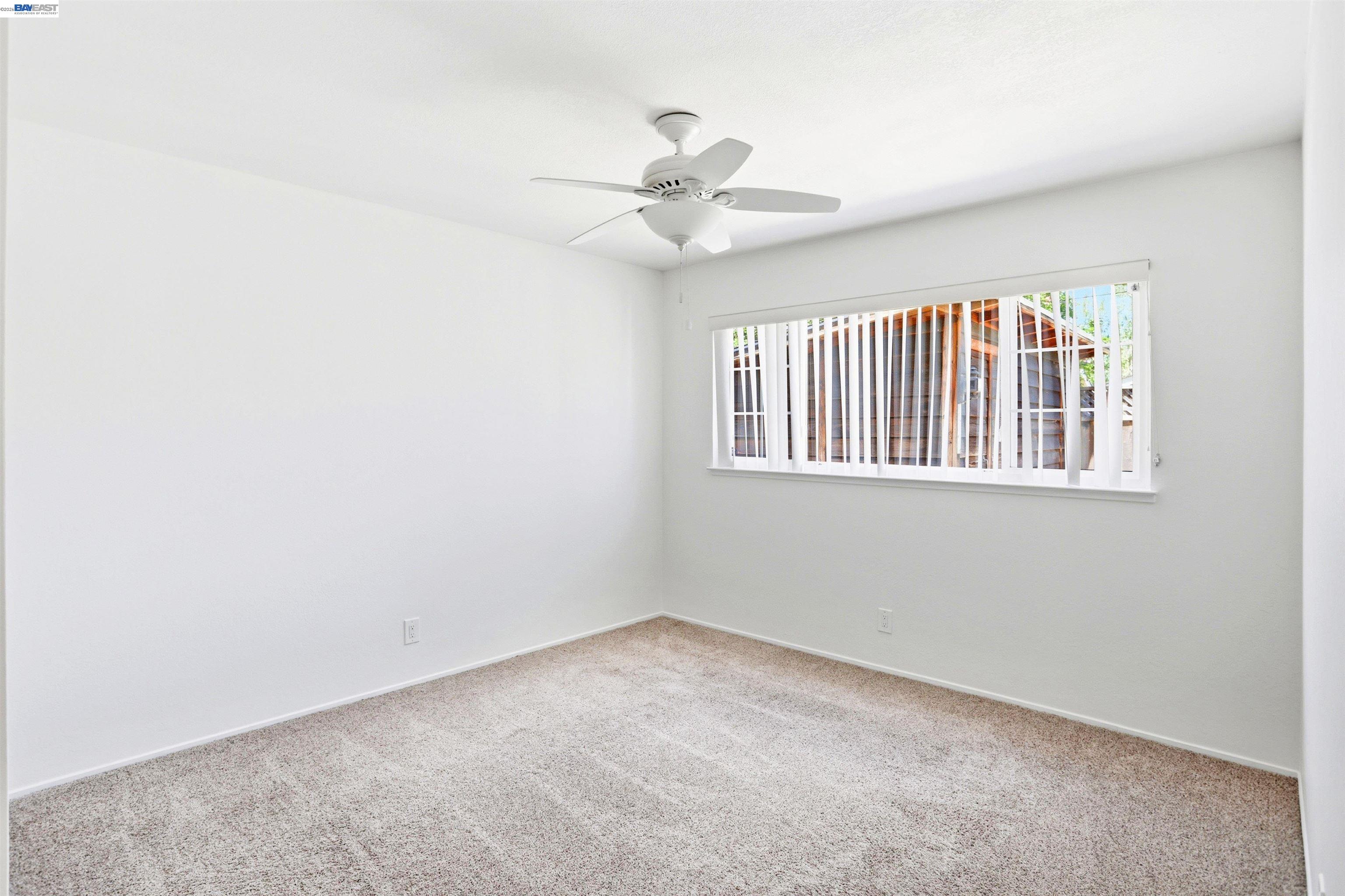 1109 Lynhurst Way