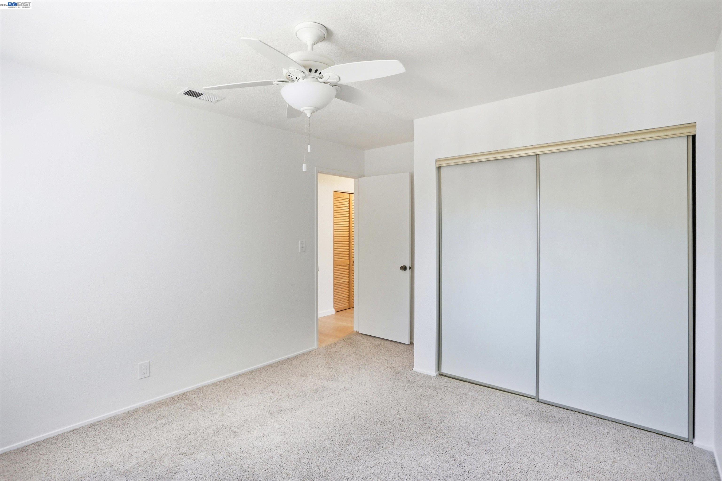 1109 Lynhurst Way