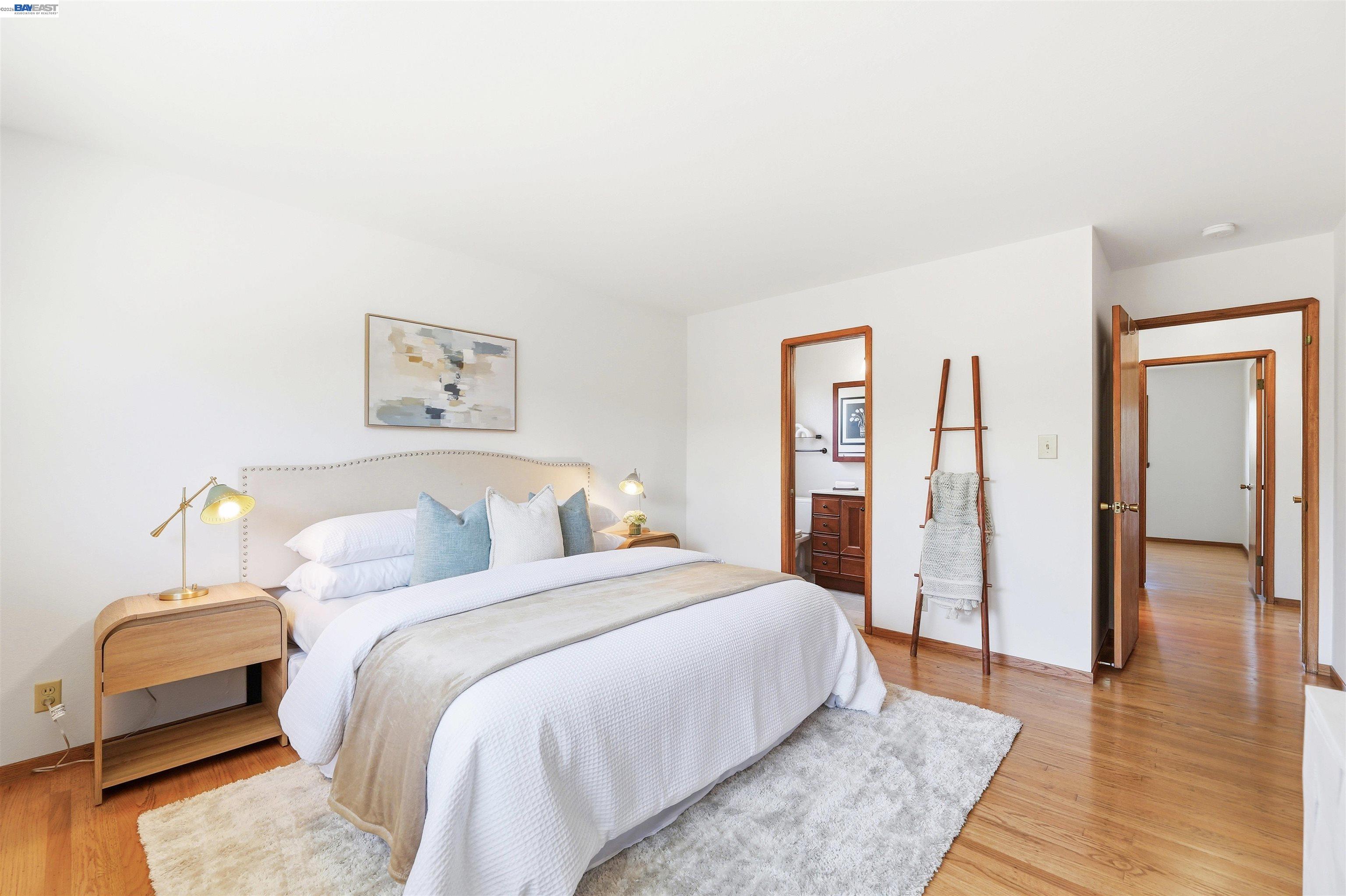 5346 Brophy Dr