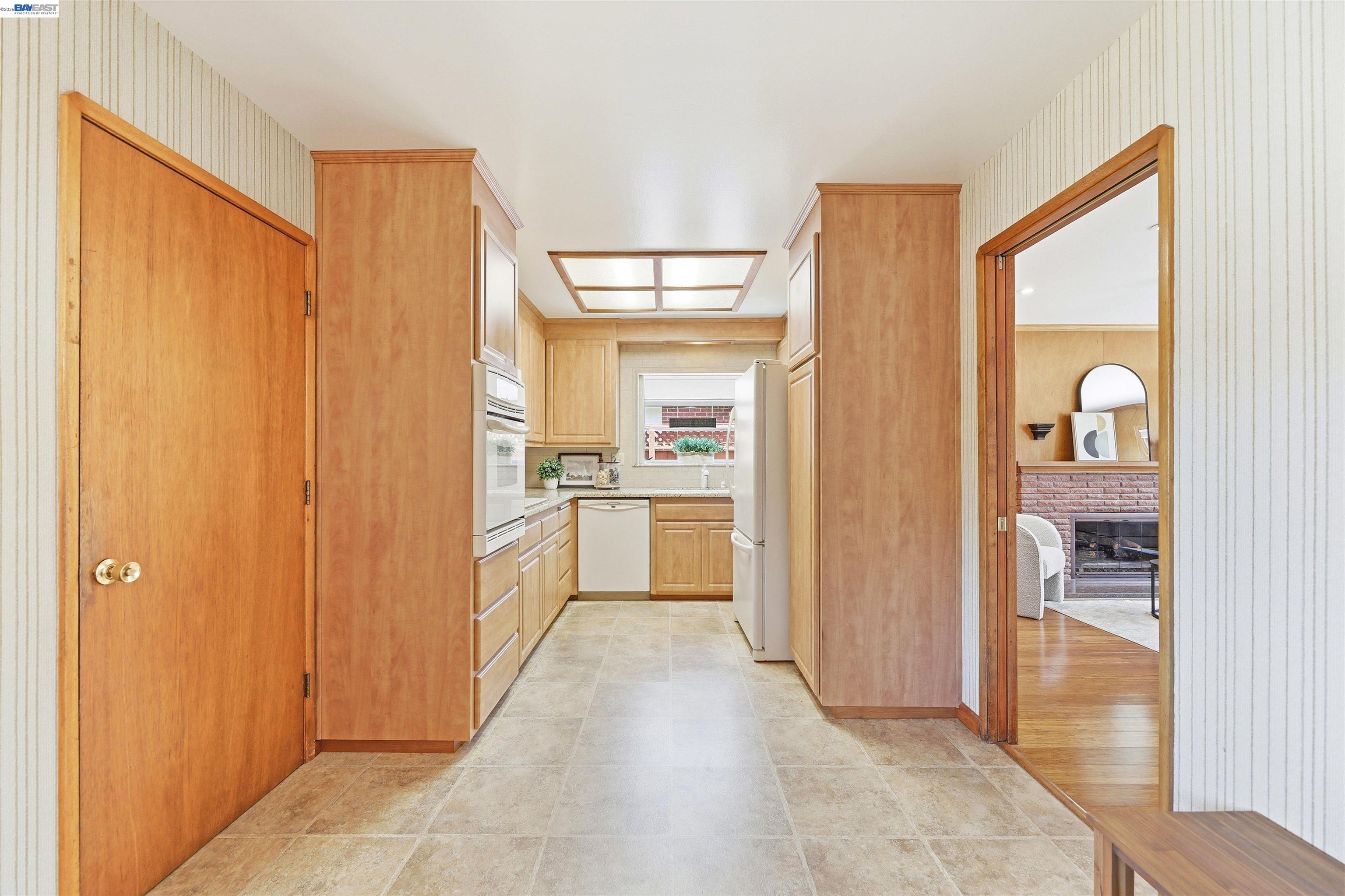 5346 Brophy Dr