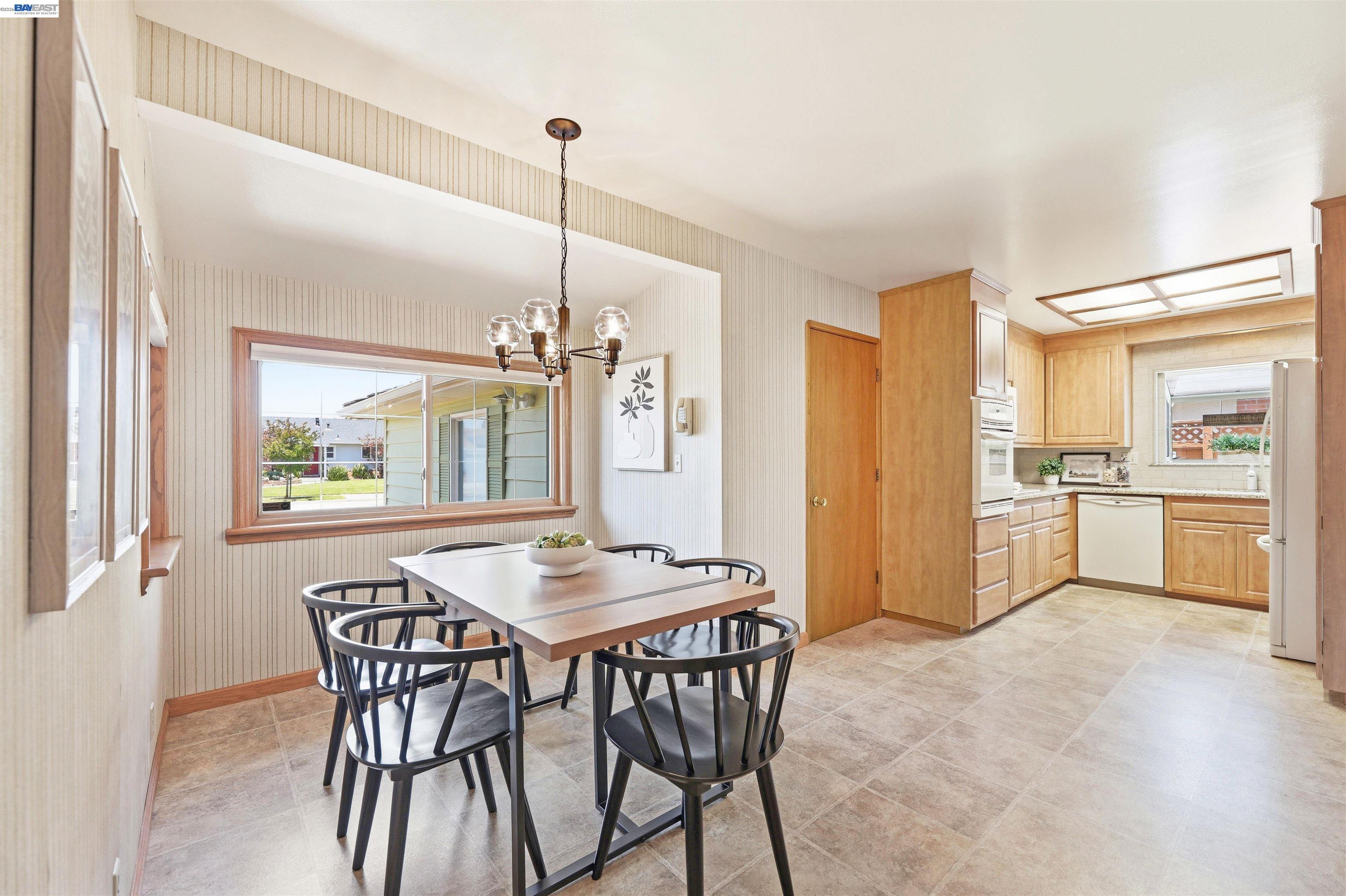 5346 Brophy Dr