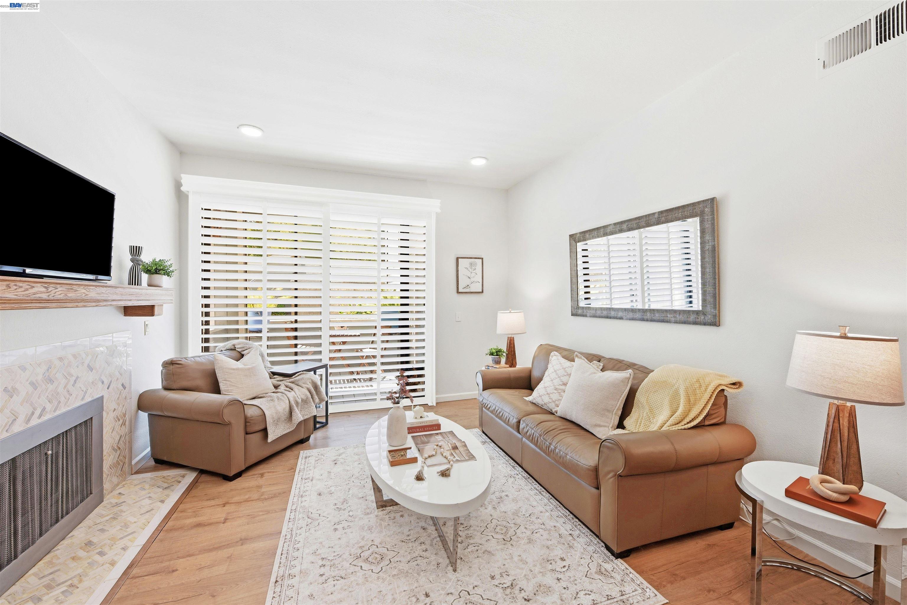 3655 Birchwood Ter # 112