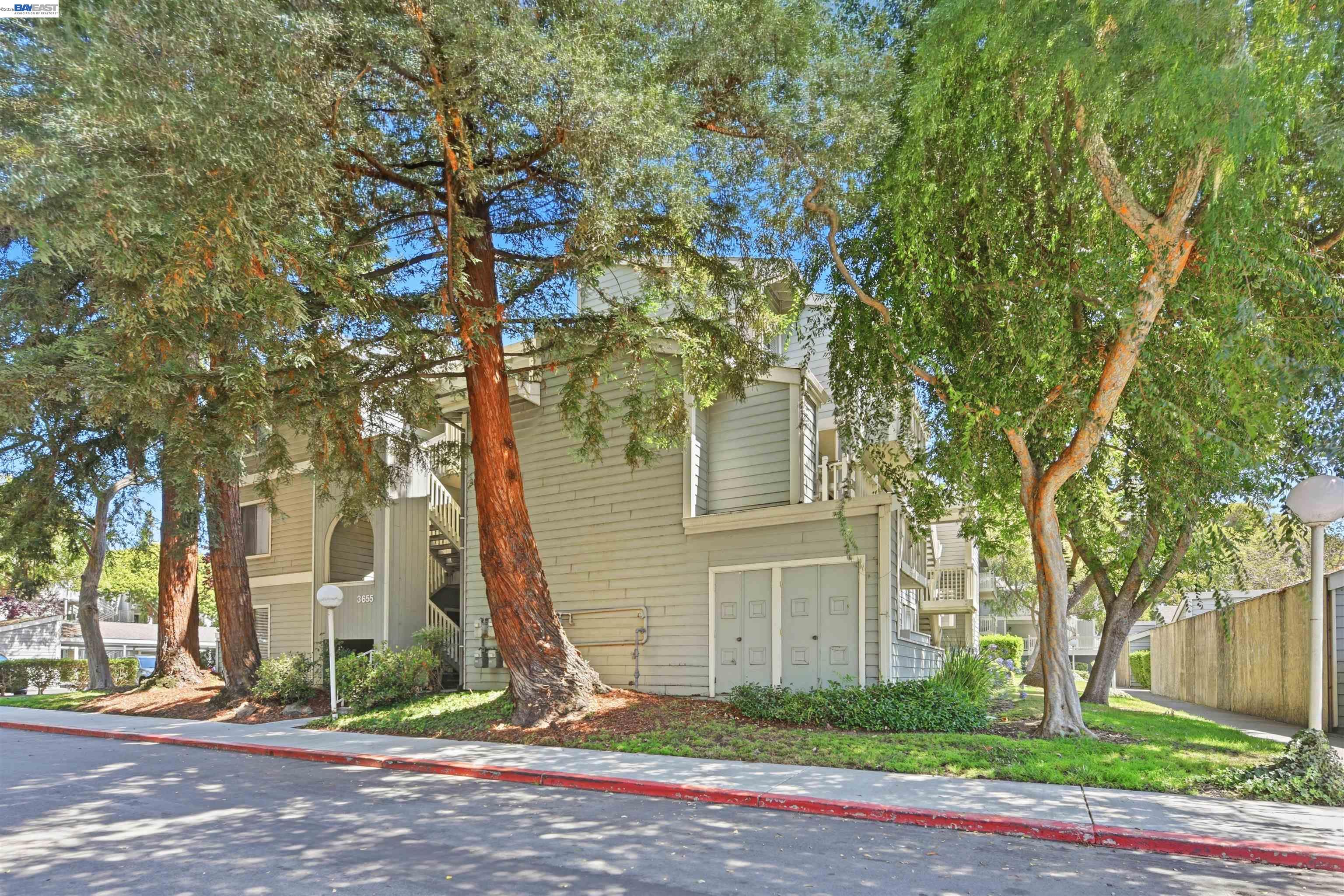 3655 Birchwood Ter # 112