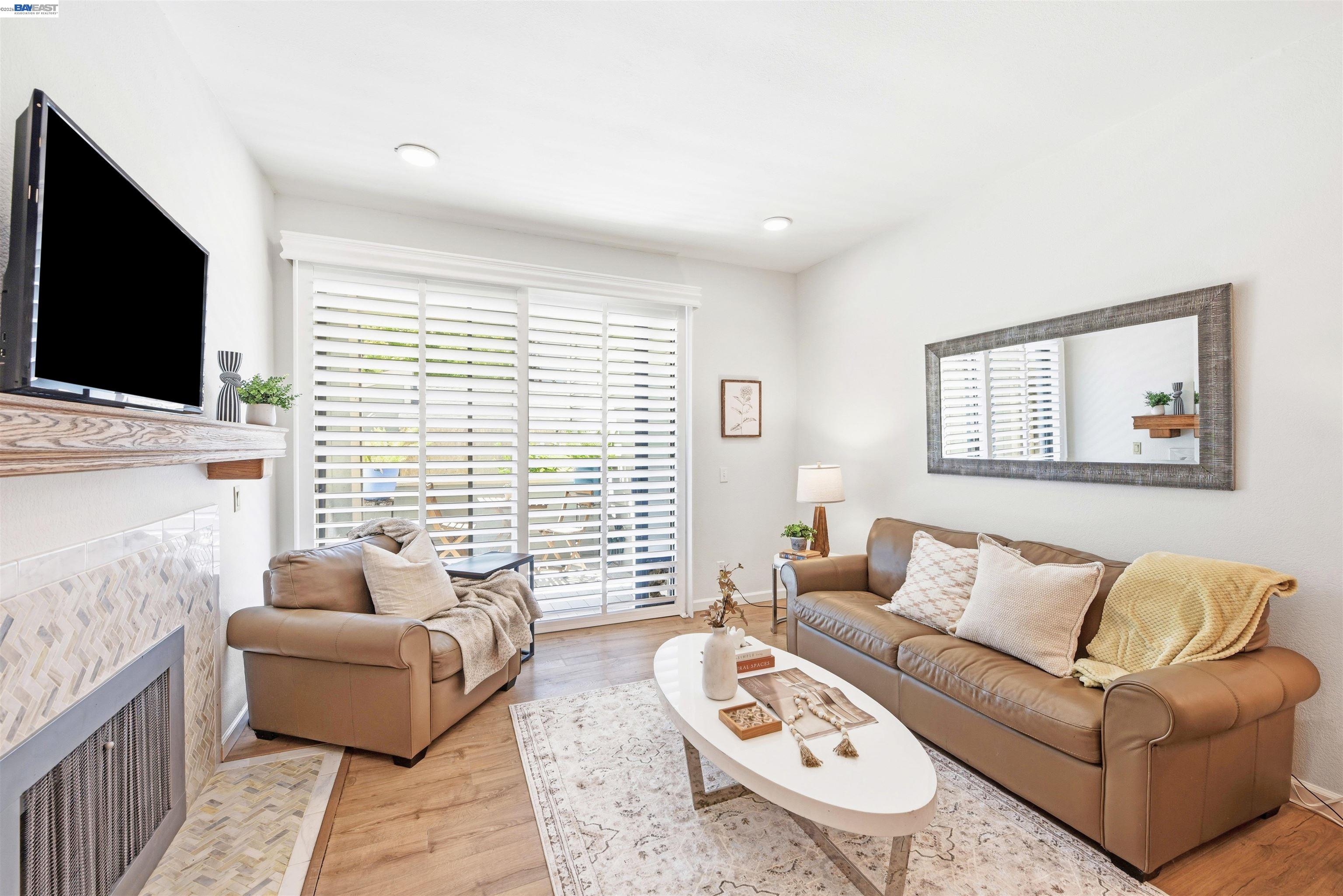 3655 Birchwood Ter # 112