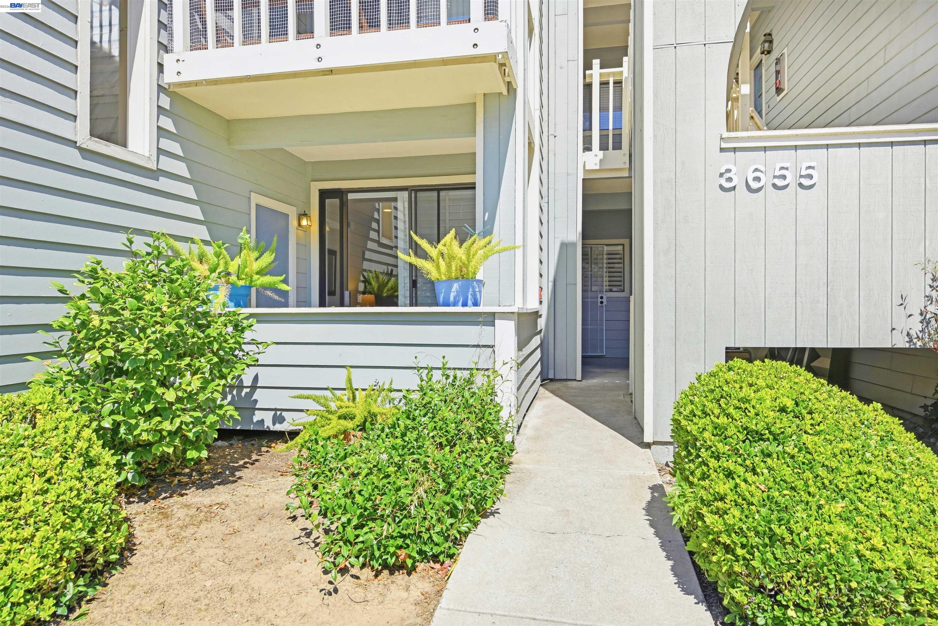 3655 Birchwood Ter # 112