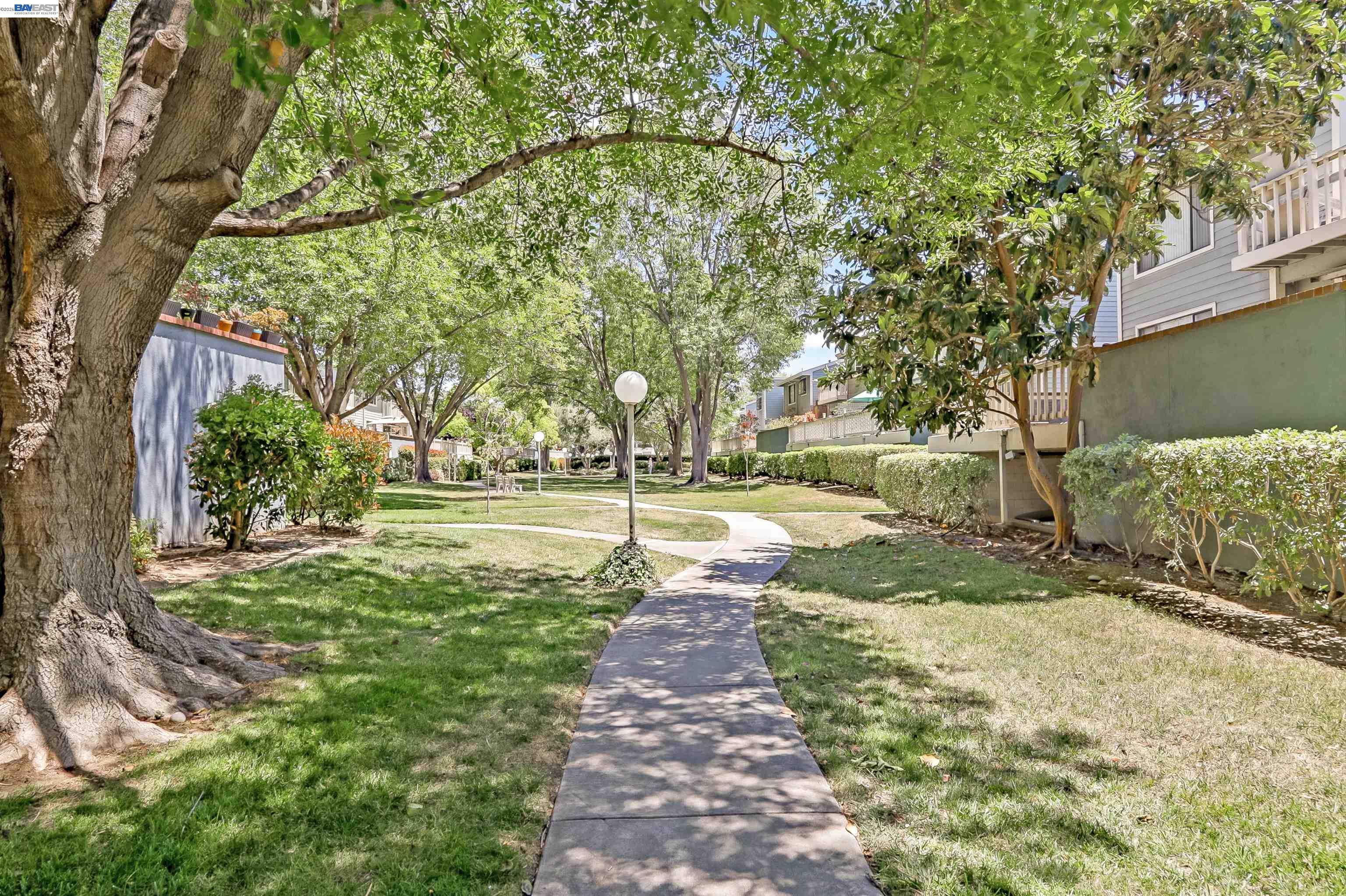 3655 Birchwood Ter # 112