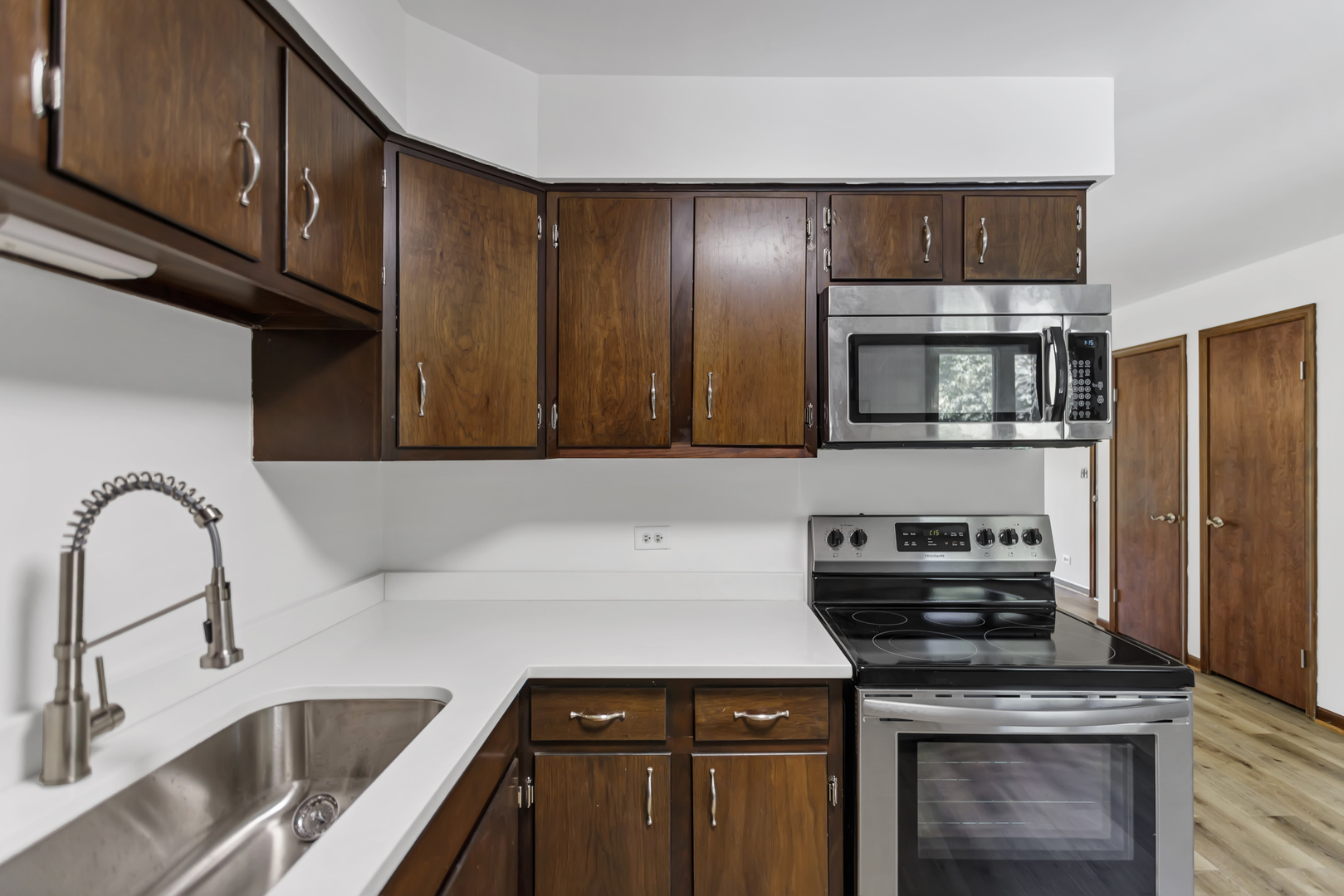 31 Green Oaks Drive Unit: B