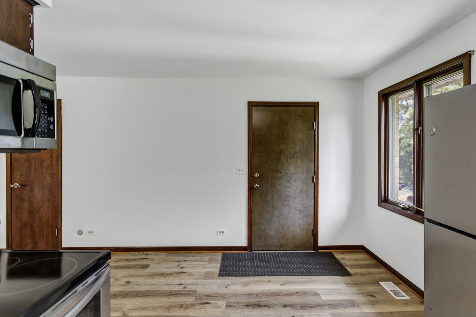 31 Green Oaks Drive Unit: B