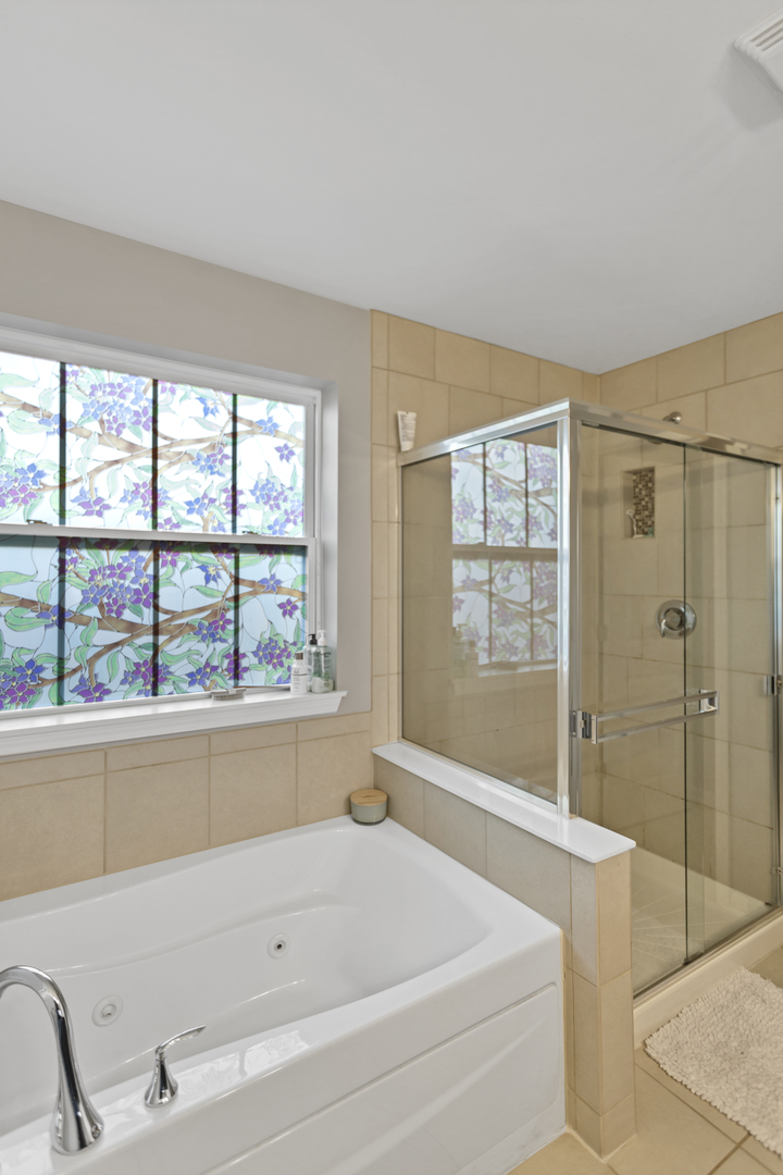 28 E Moseley Road