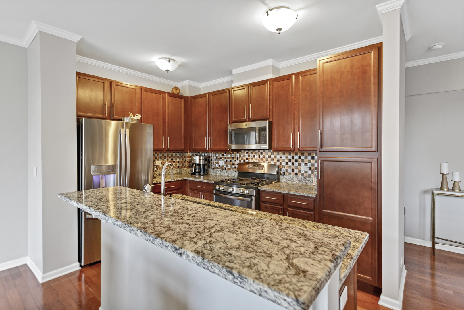 28 E Moseley Road