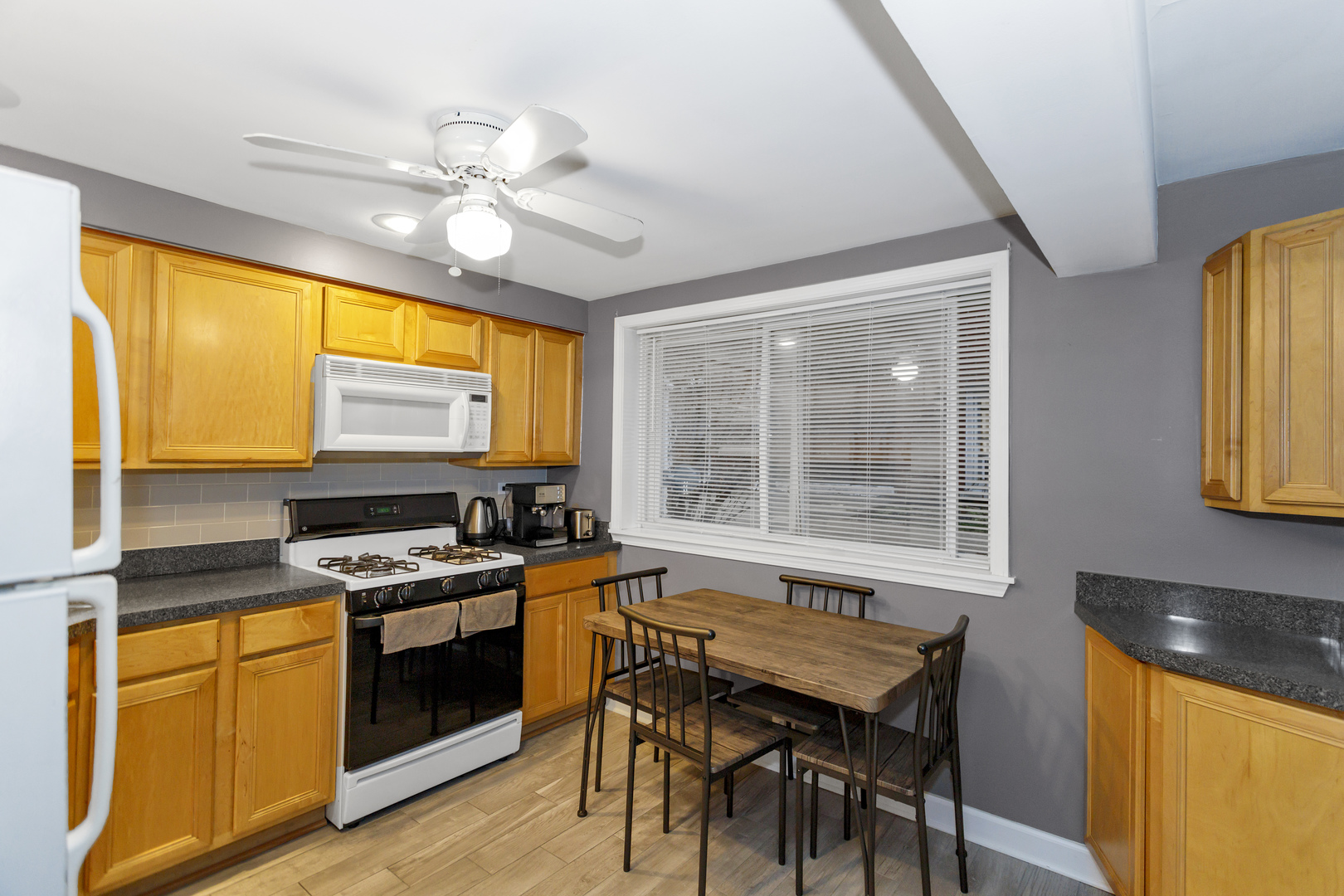 10113 Hartford Court Unit: 1B