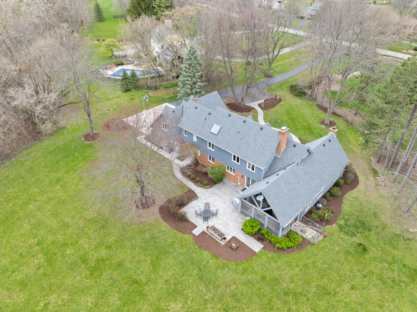 6 Stone Ridge Drive