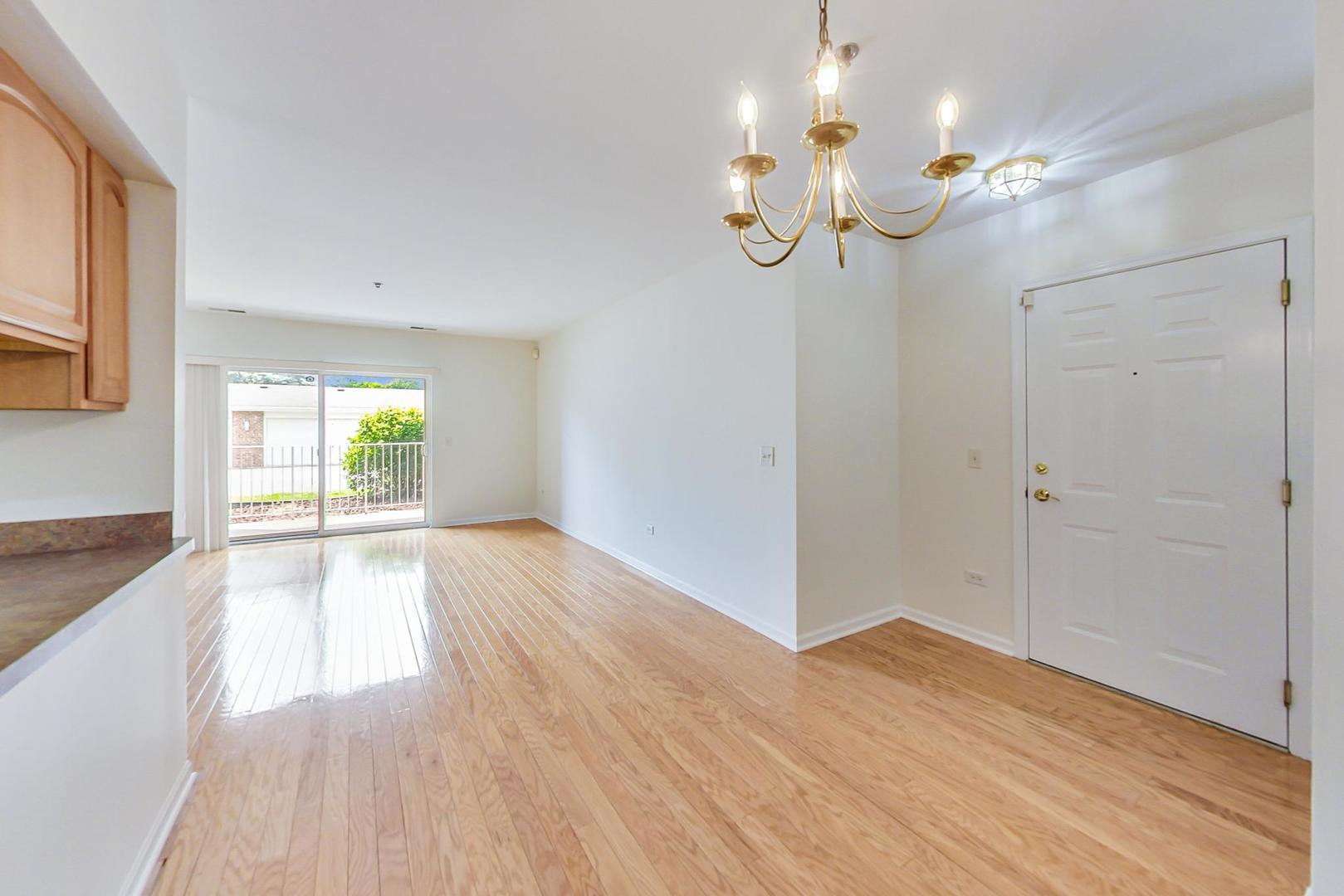 881 N Swift Road Unit: 102