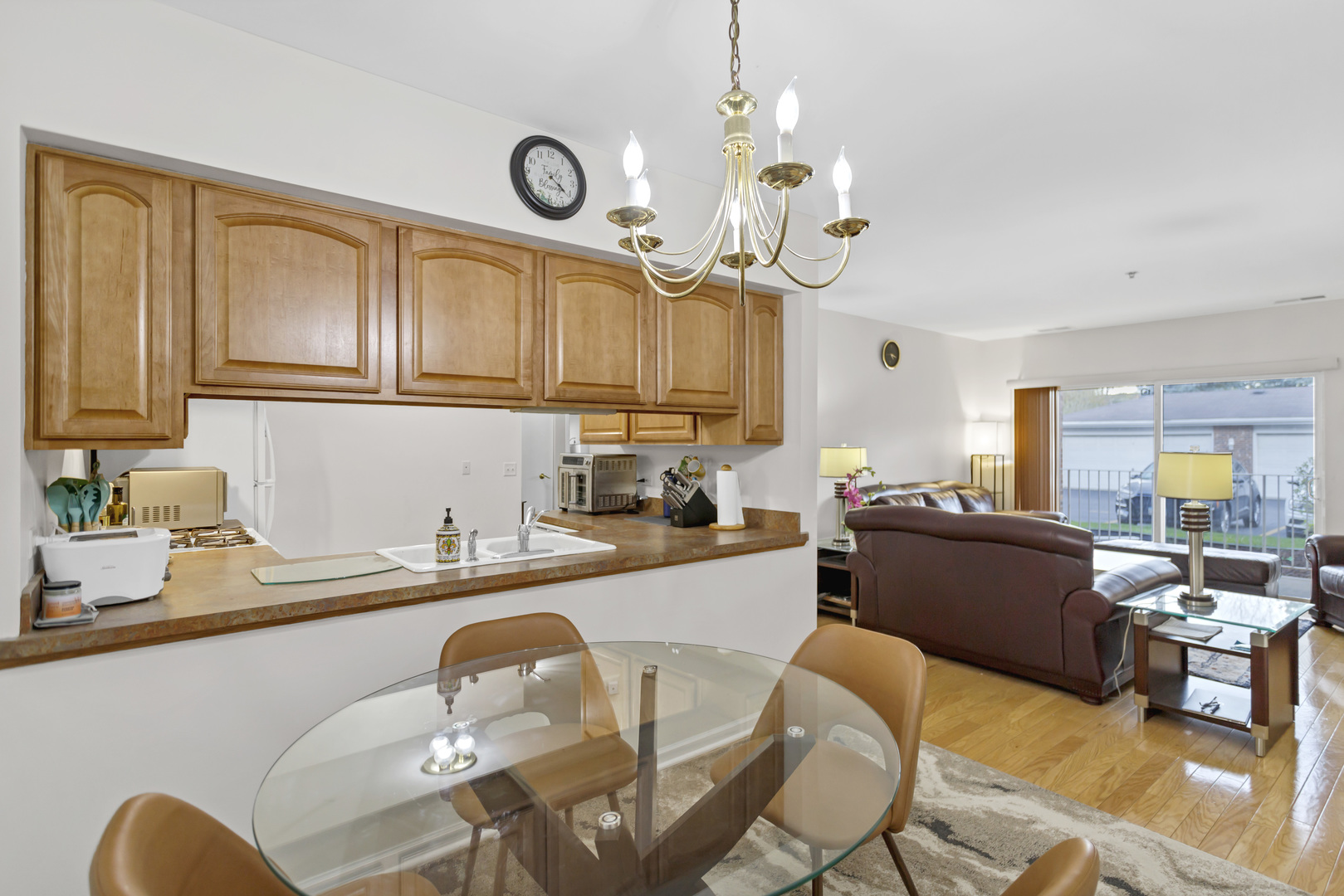 881 N Swift Road Unit: 102