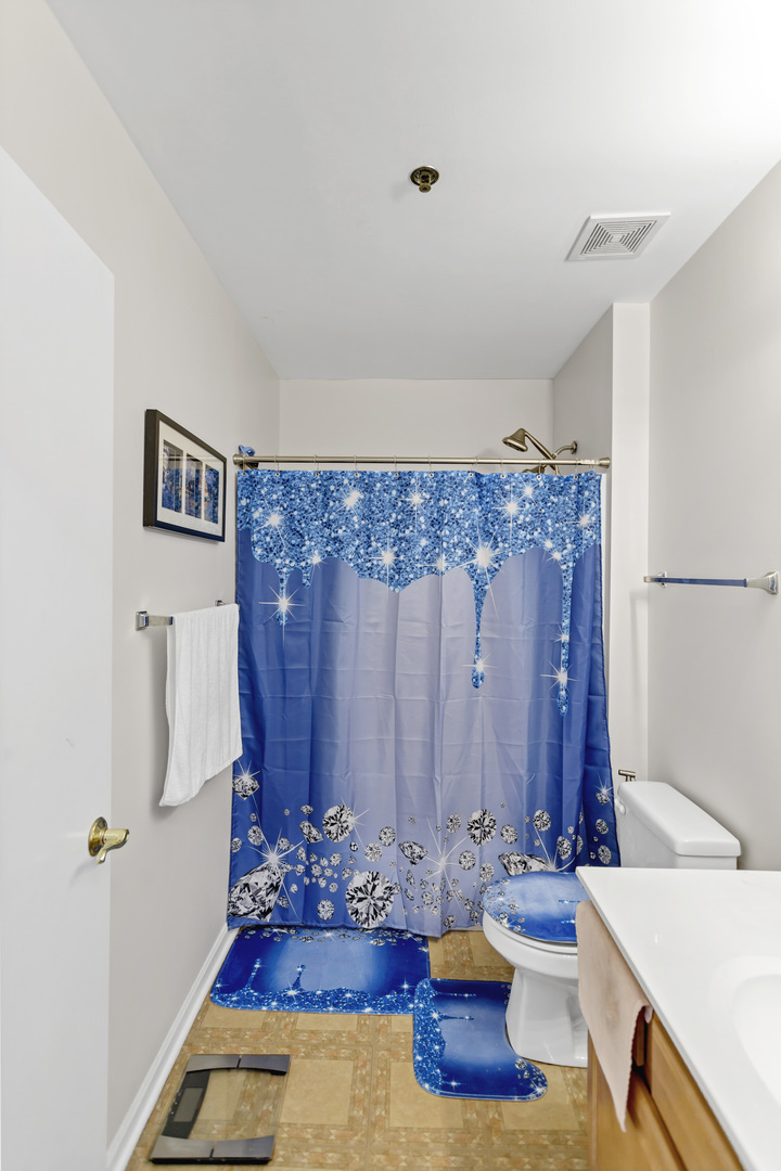 881 N Swift Road Unit: 102