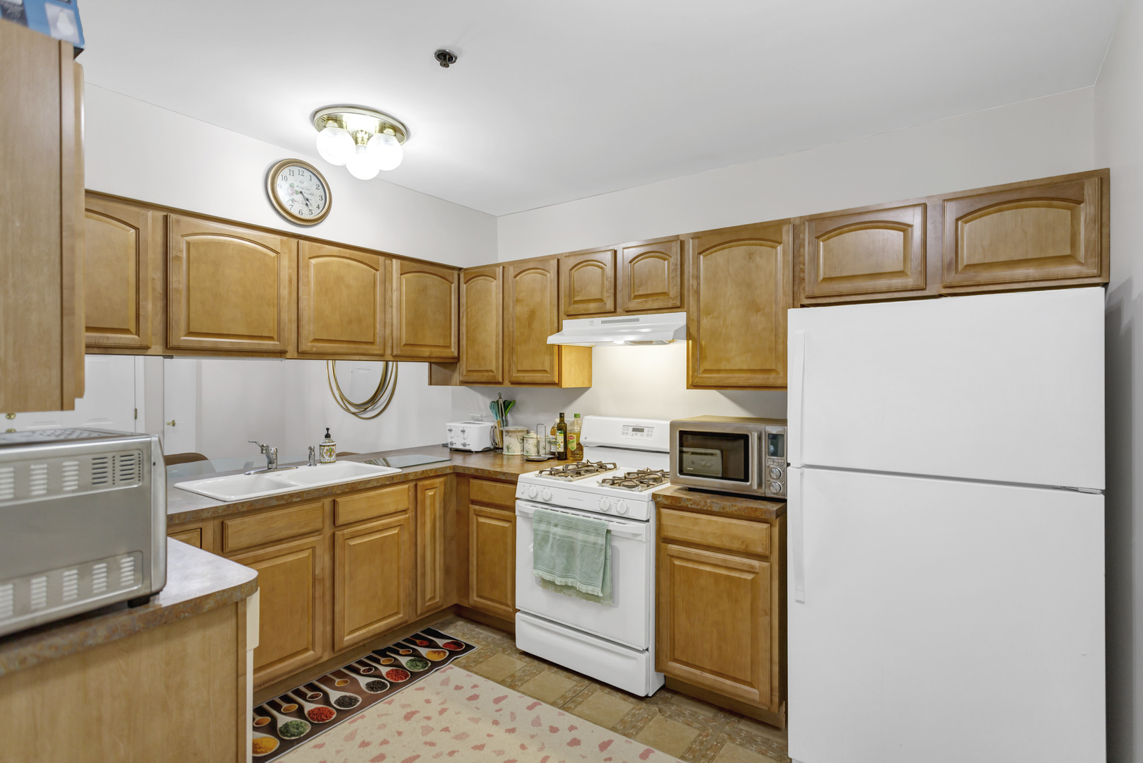 881 N Swift Road Unit: 102