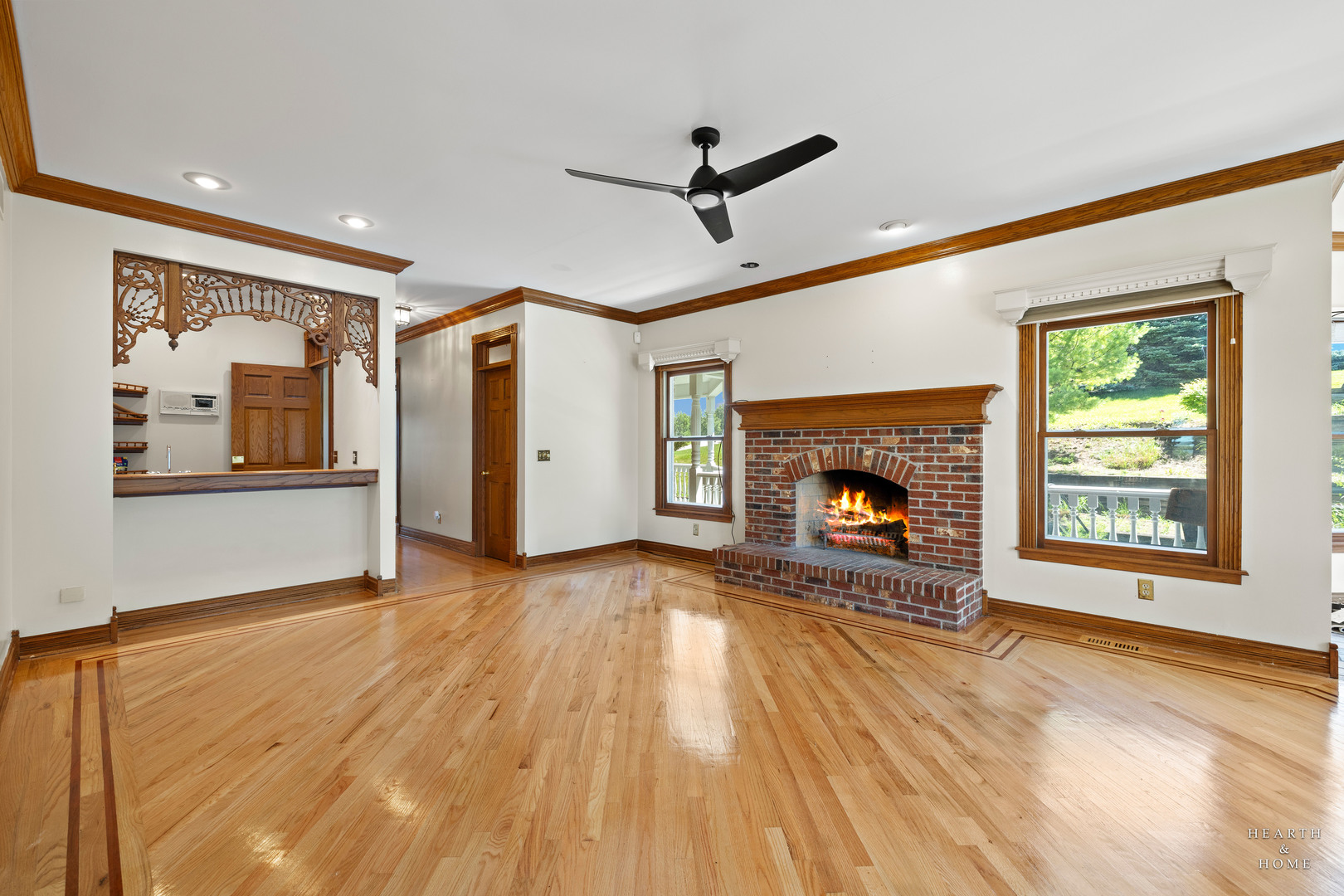 45W235 Hillview Lane