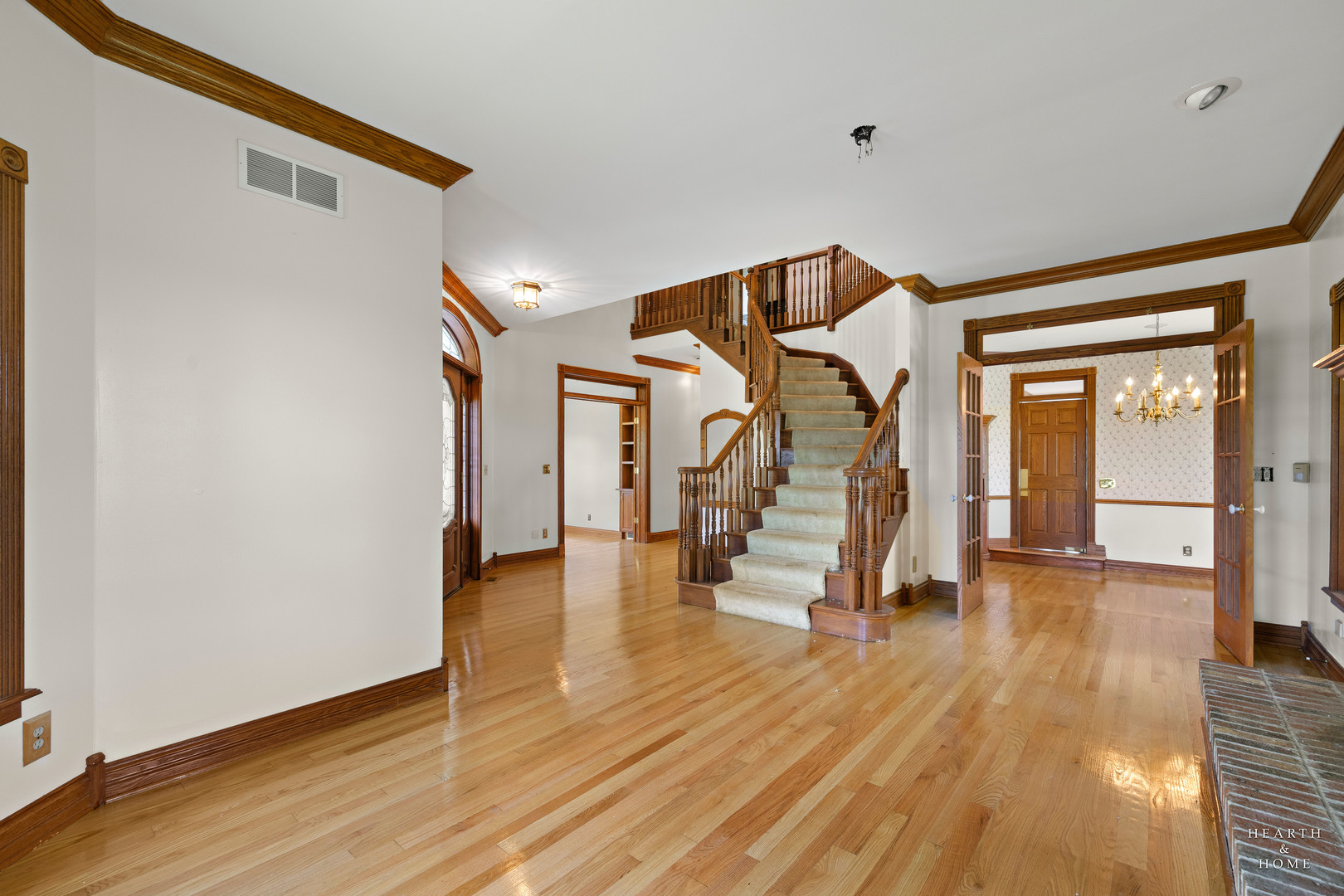45W235 Hillview Lane