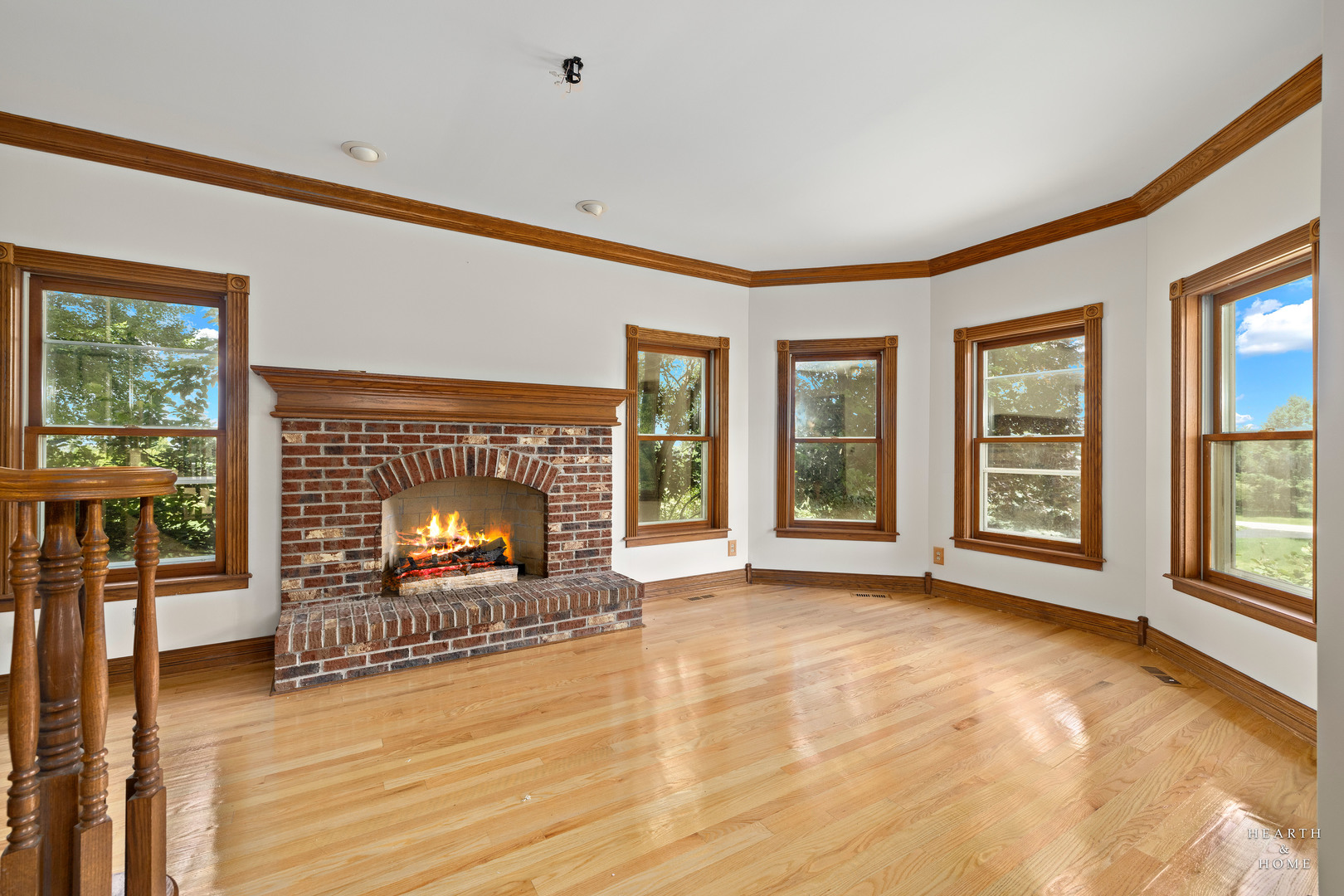 45W235 Hillview Lane