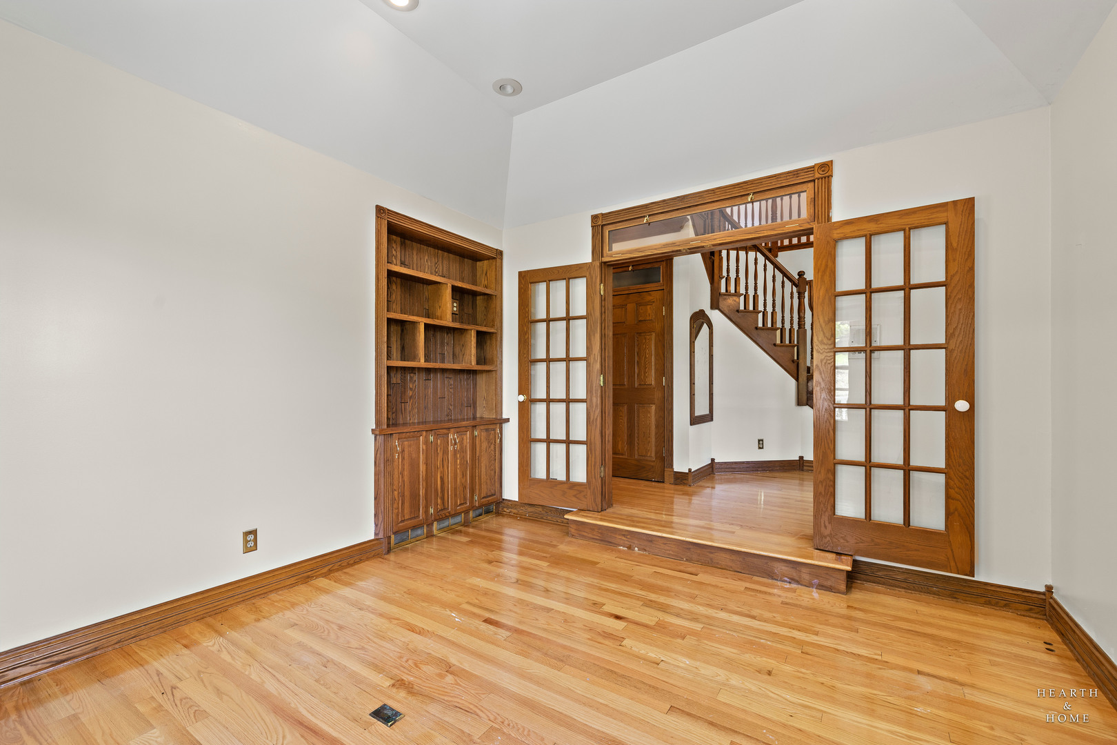 45W235 Hillview Lane
