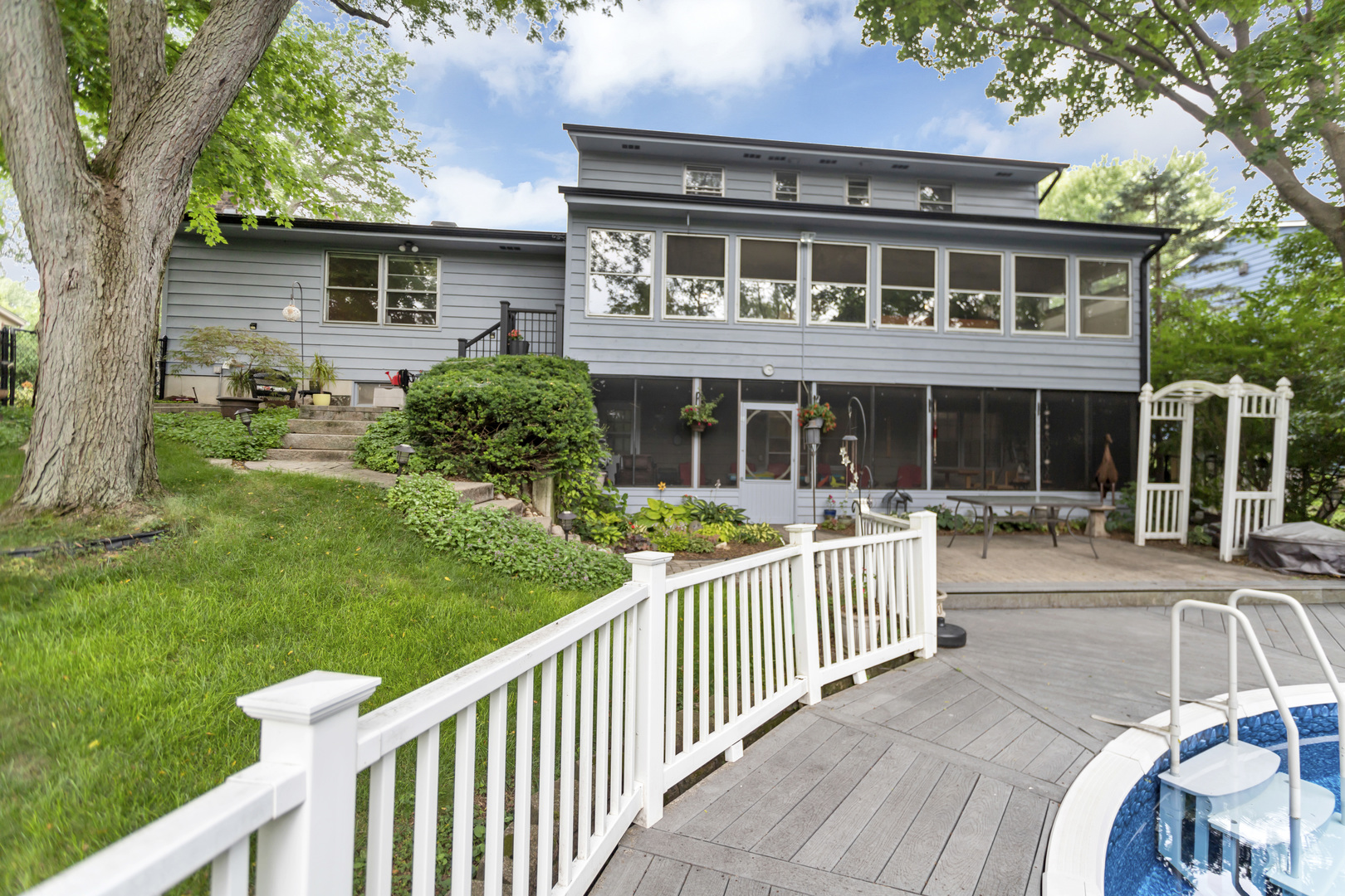 1205 Zange Drive