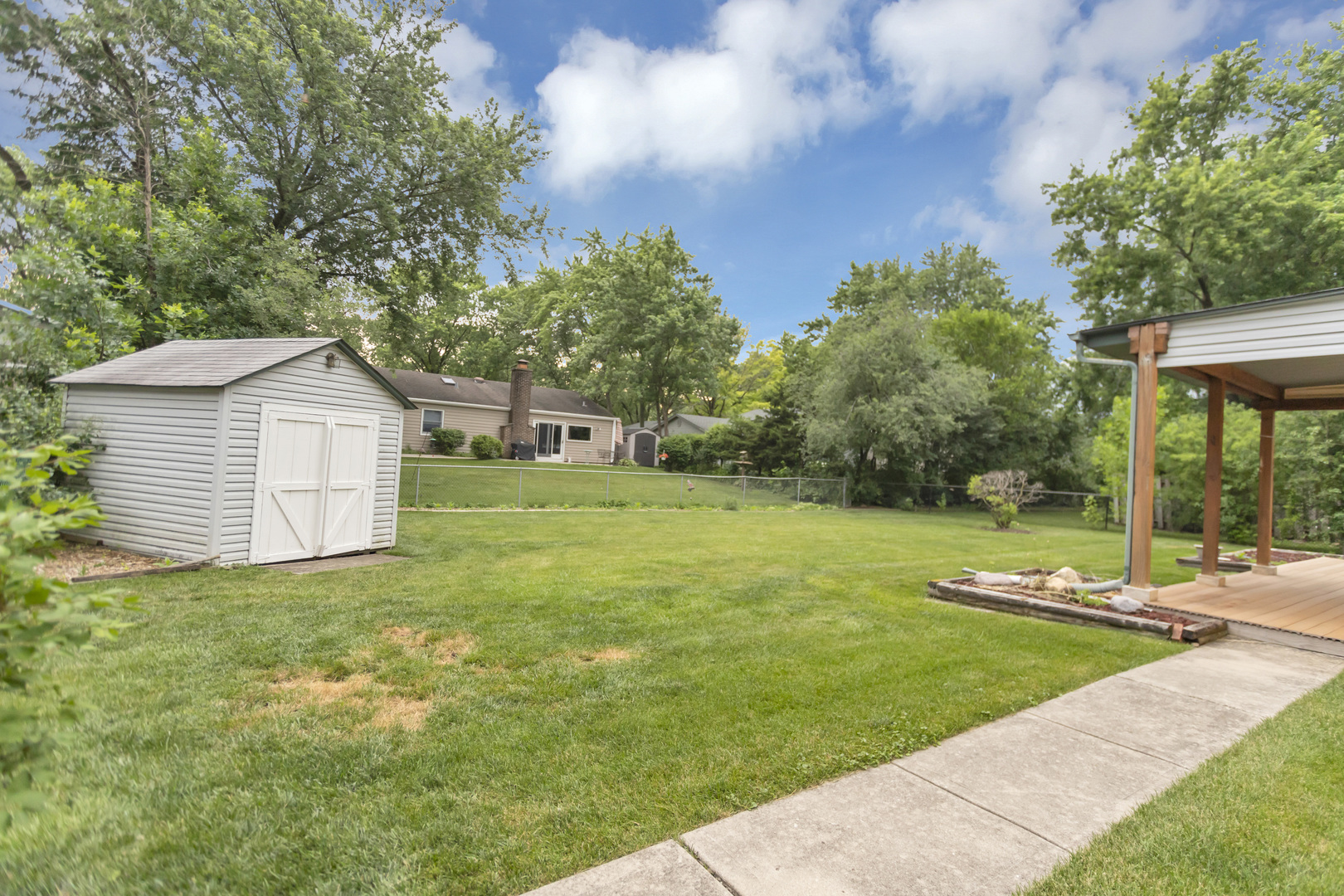 157 E Home Avenue